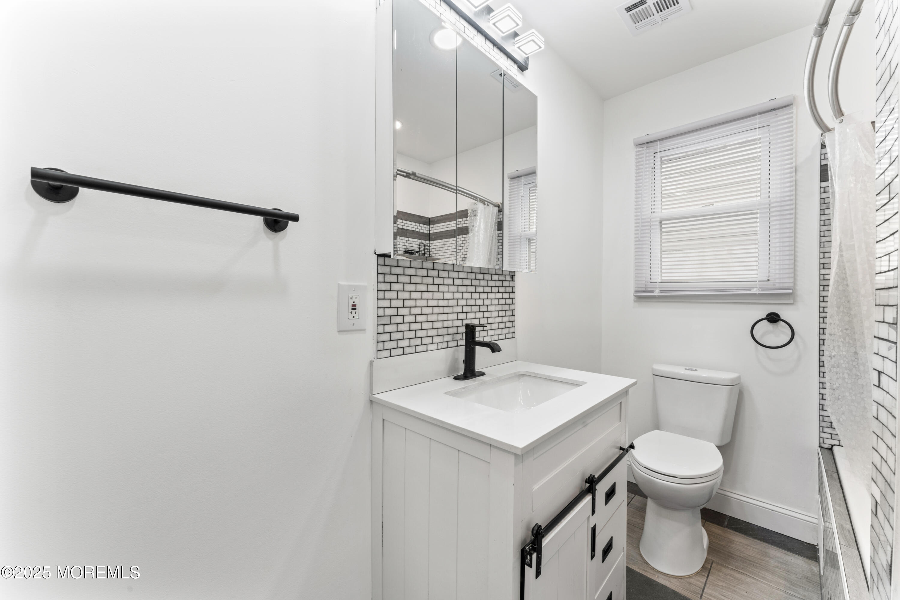 21 Pineview Avenue, Keansburg, New Jersey image 10