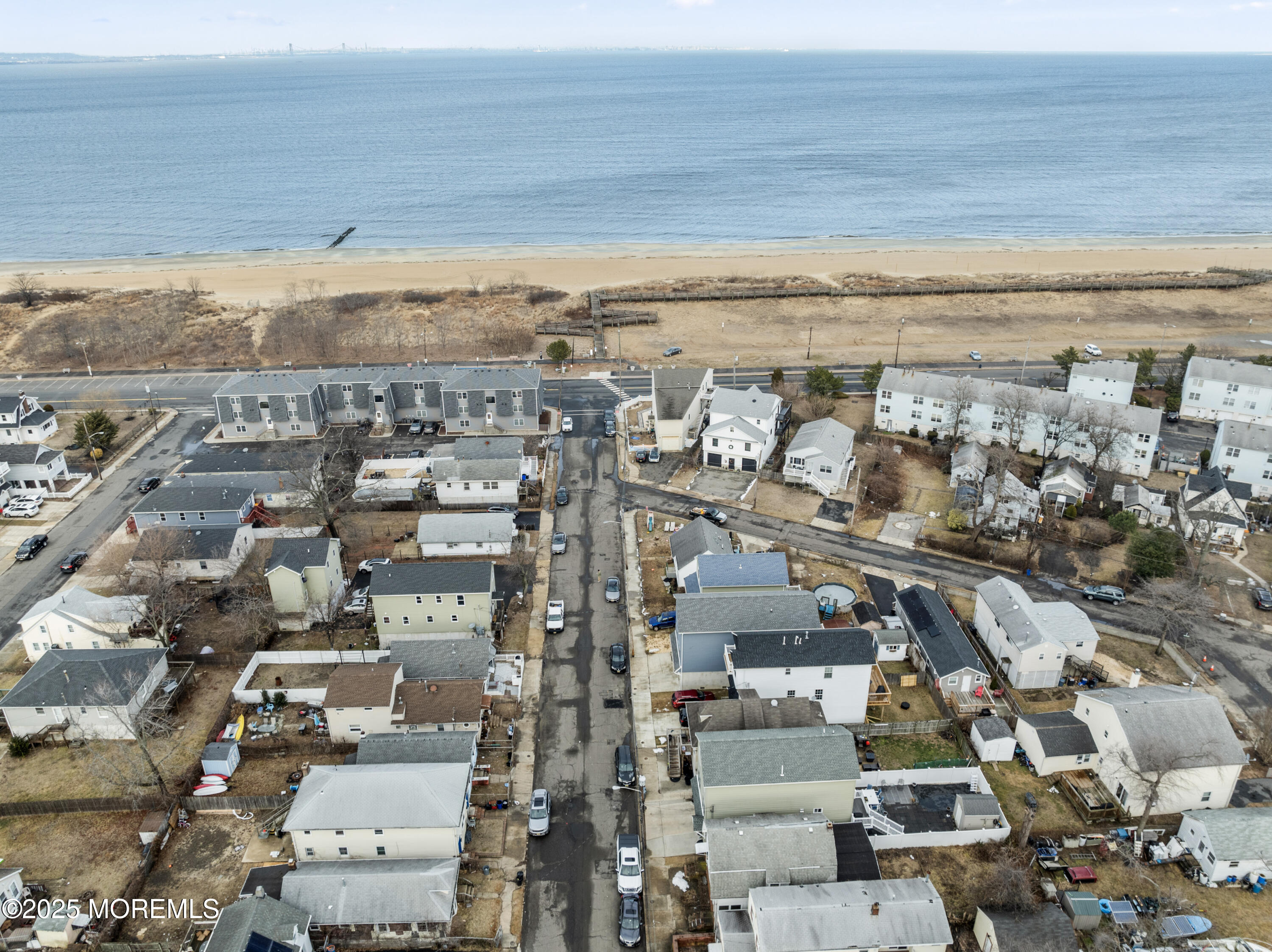21 Pineview Avenue, Keansburg, New Jersey image 17