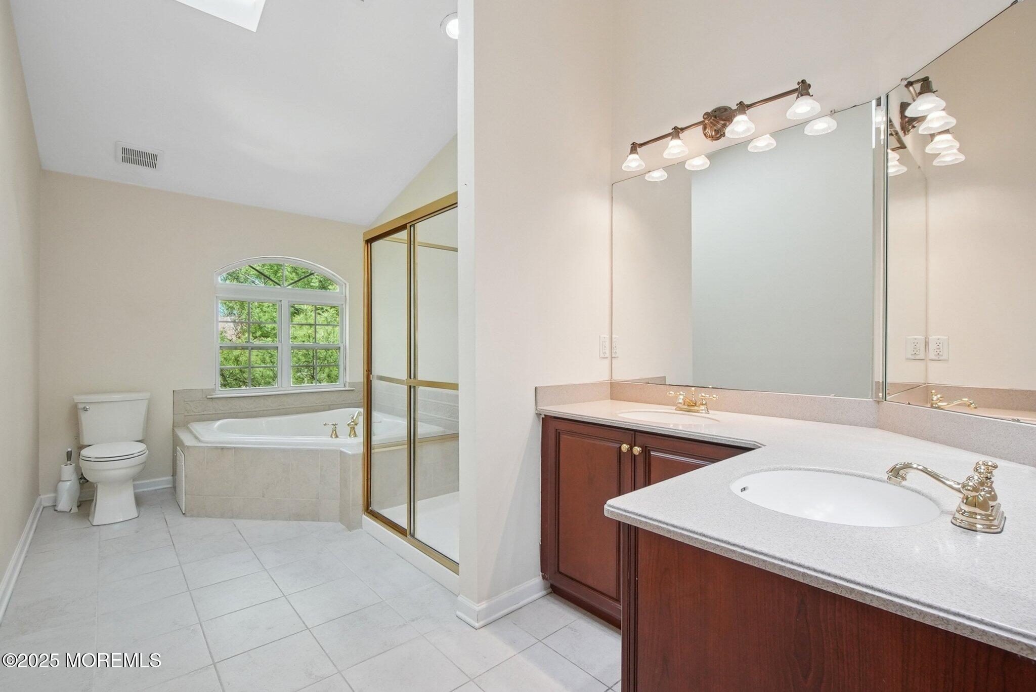8 Russell Court, Matawan, New Jersey image 34