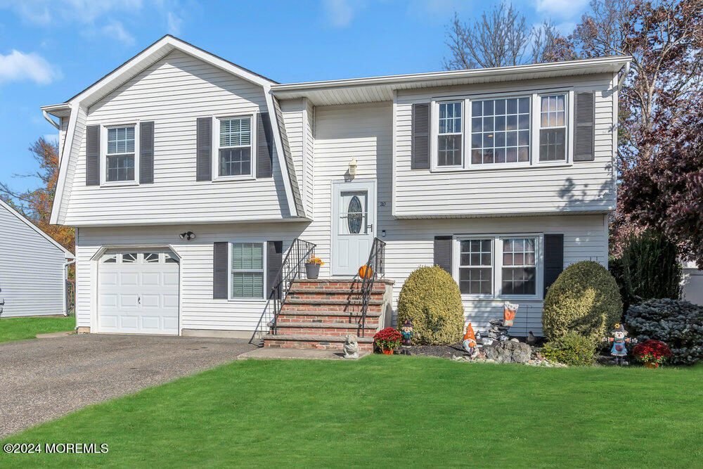 20 Alden Terrace, Howell, New Jersey image 2