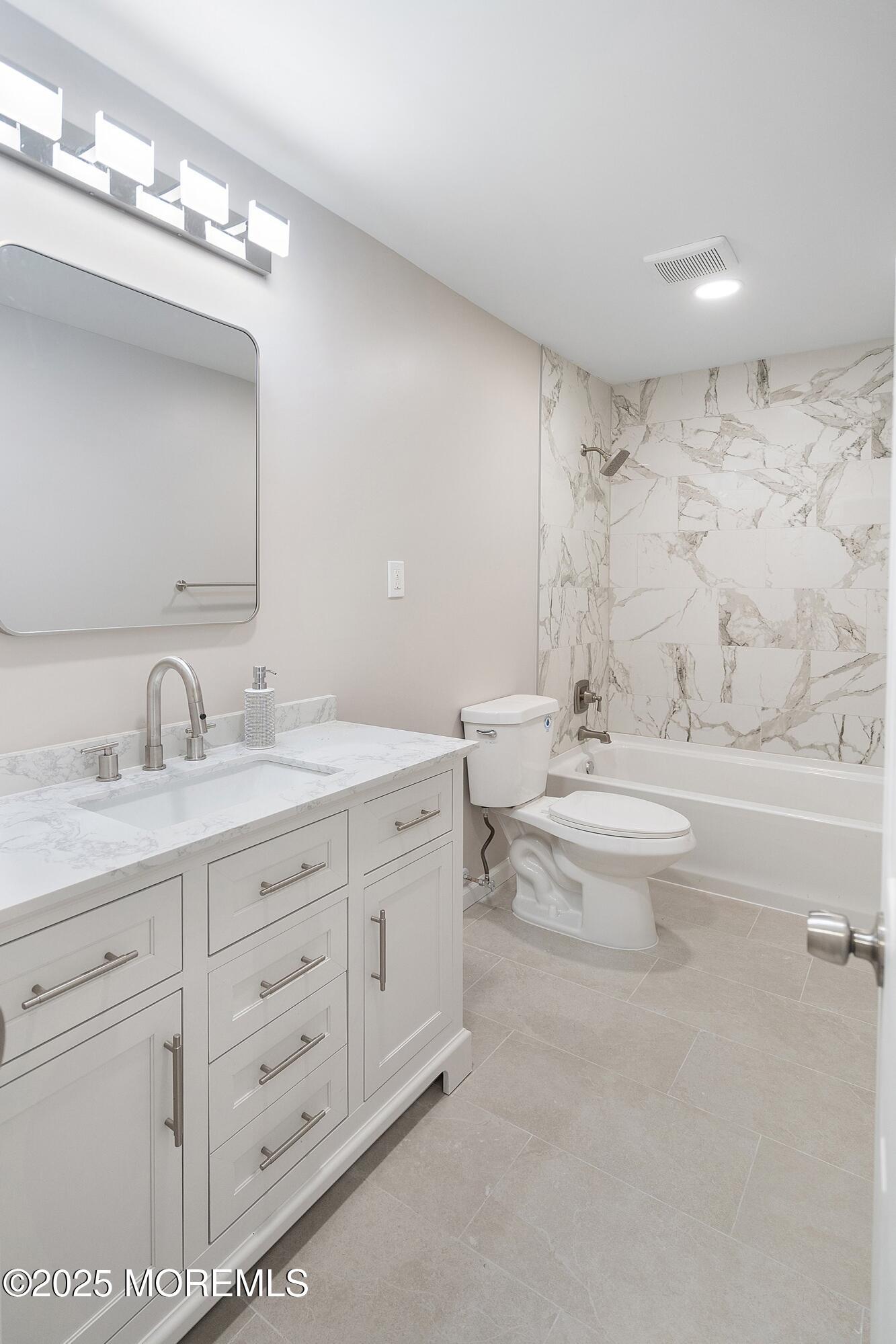 21 Hampton Way #1621, Sayreville, New Jersey image 16