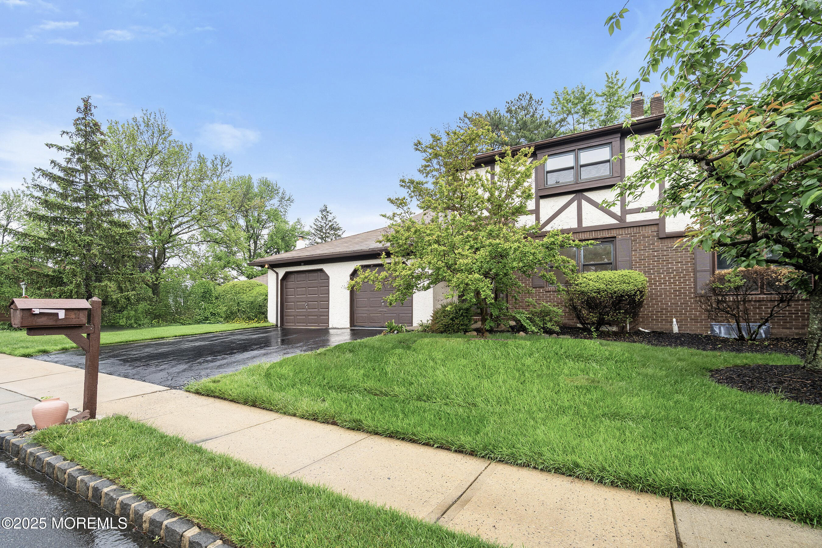 21 Hampton Way #1621, Sayreville, New Jersey image 2