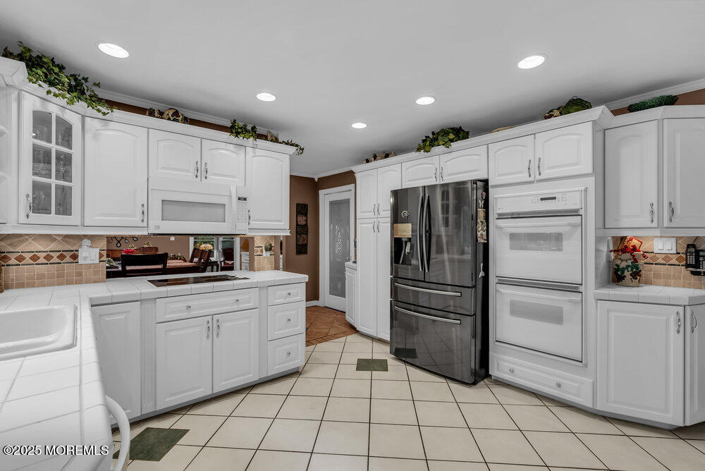54 Bluefield Road, Lincroft, New Jersey image 23