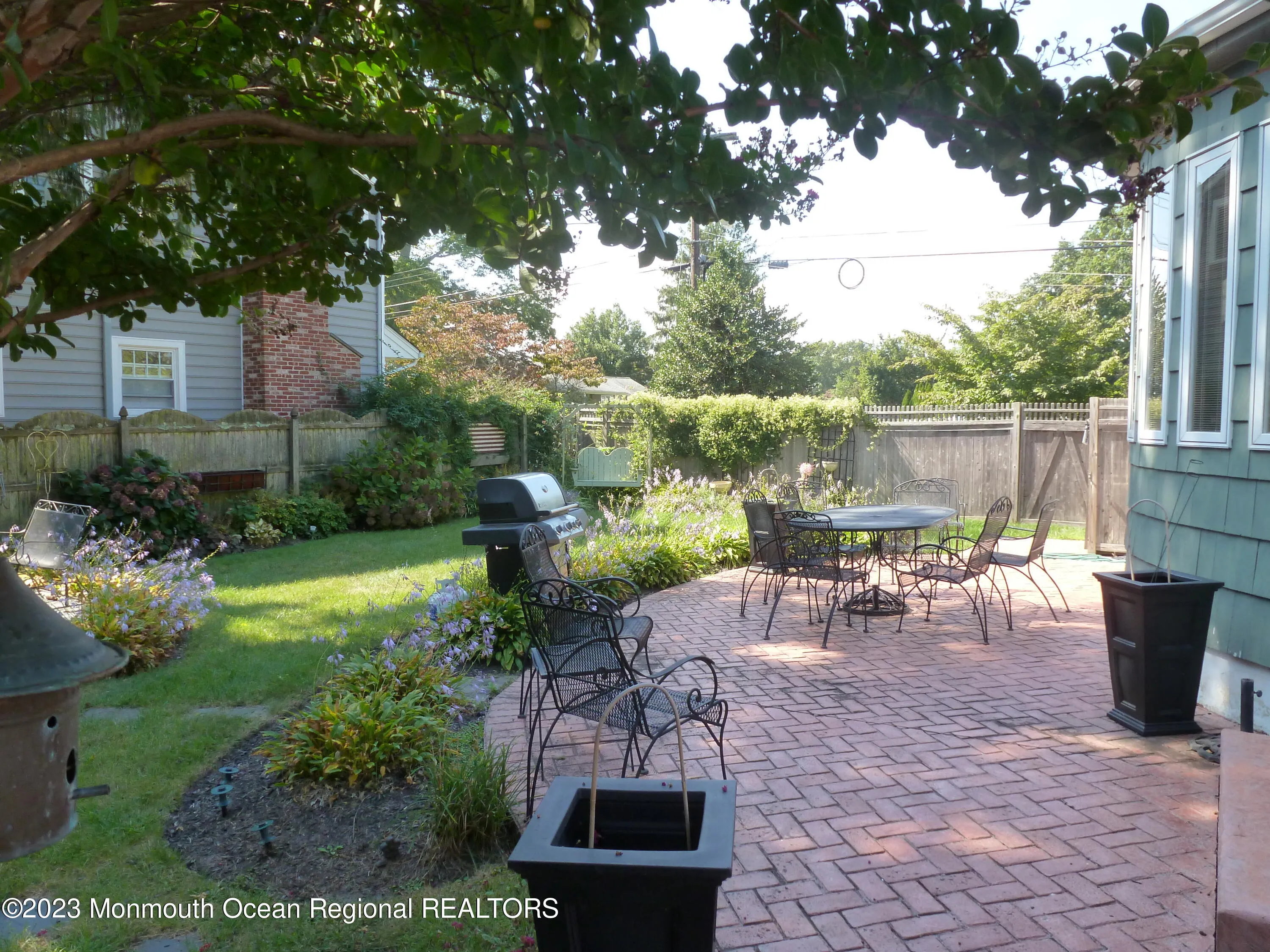 Manasquan, New Jersey 08736, United States, 2 Bedrooms Bedrooms, ,3 BathroomsBathrooms,Residential,Pending,200993