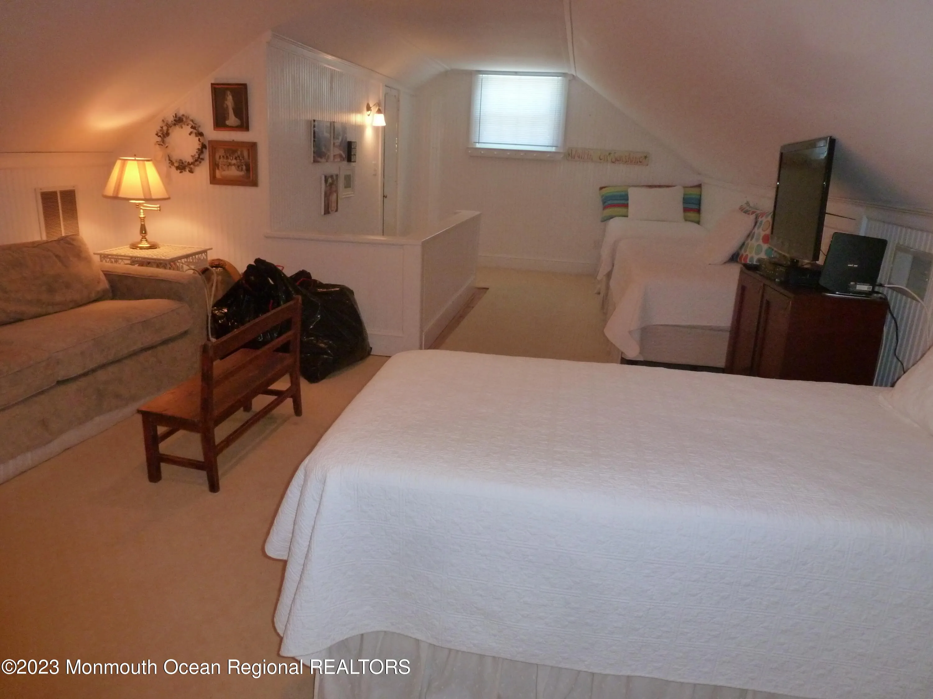 Manasquan, New Jersey 08736, United States, 2 Bedrooms Bedrooms, ,3 BathroomsBathrooms,Residential,Pending,200993