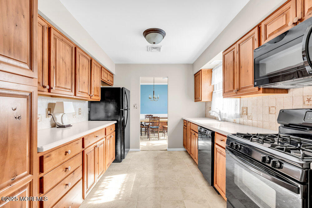 9 Scheiber Drive, Brick, New Jersey image 7