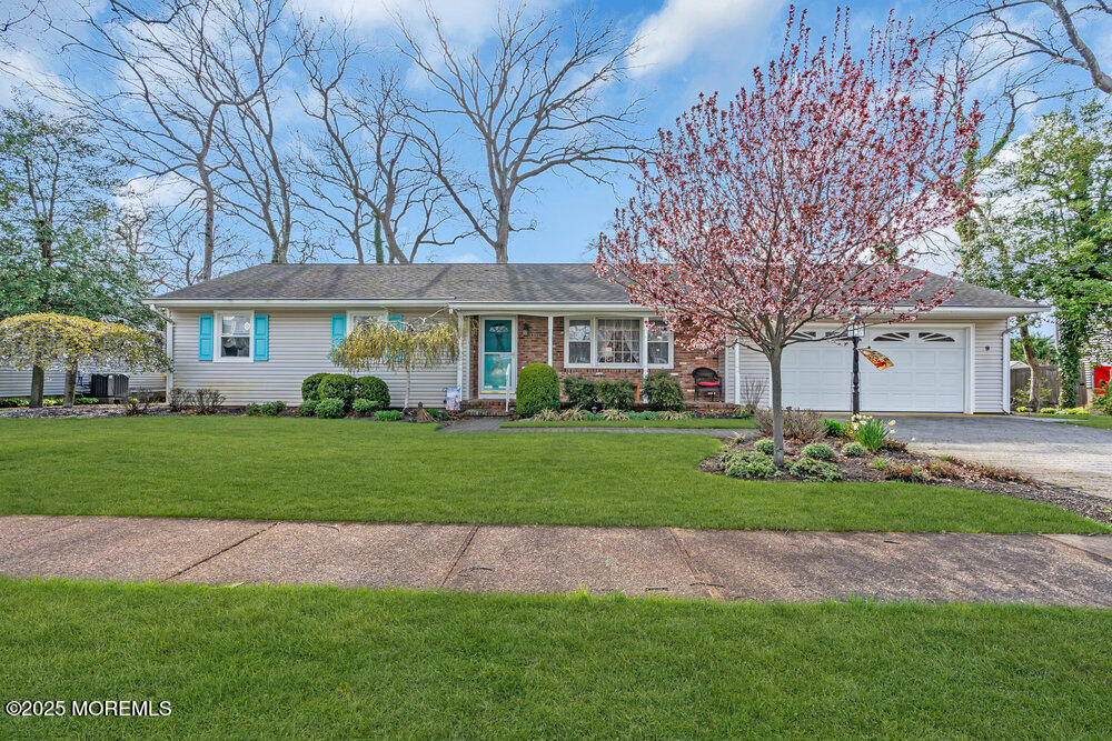 9 Scheiber Drive, Brick, New Jersey image 4