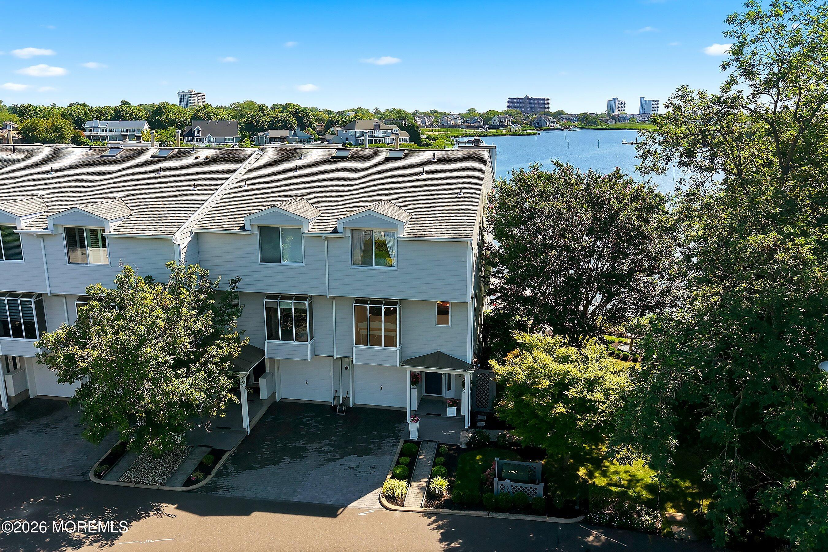 165 Riddle Avenue 12