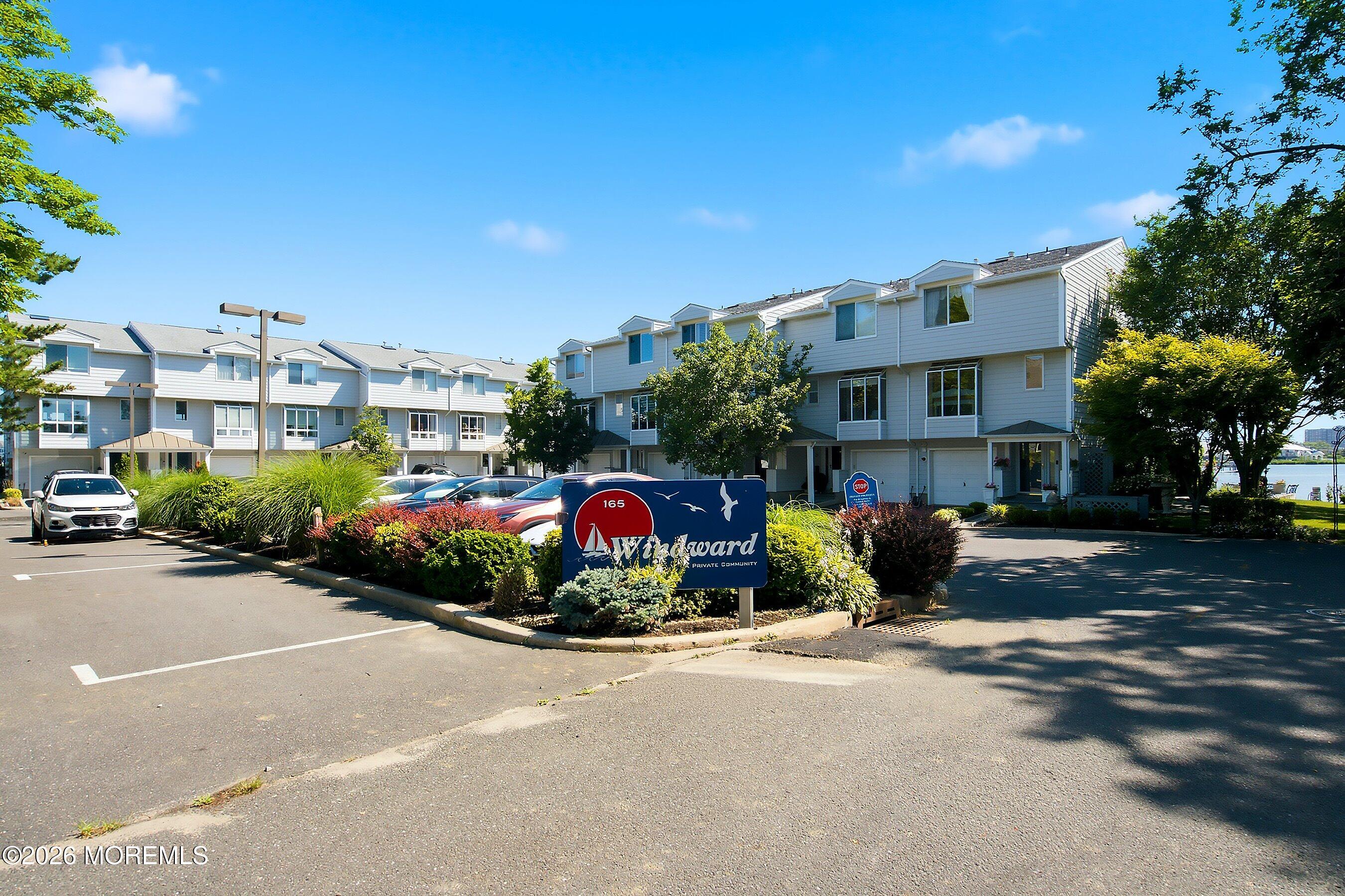165 Riddle Avenue 12