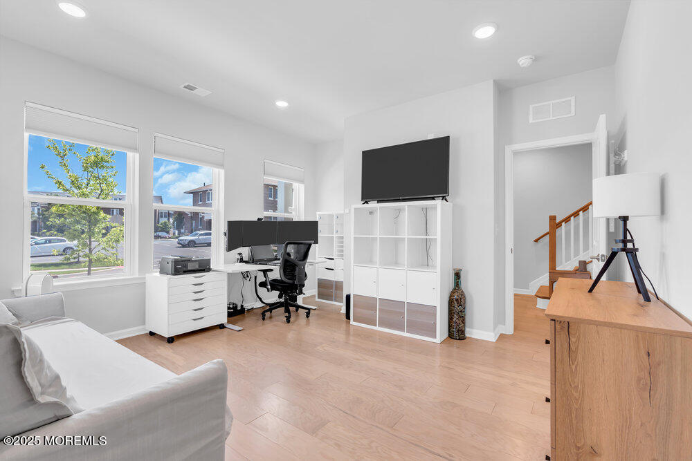 25 Signal Avenue
