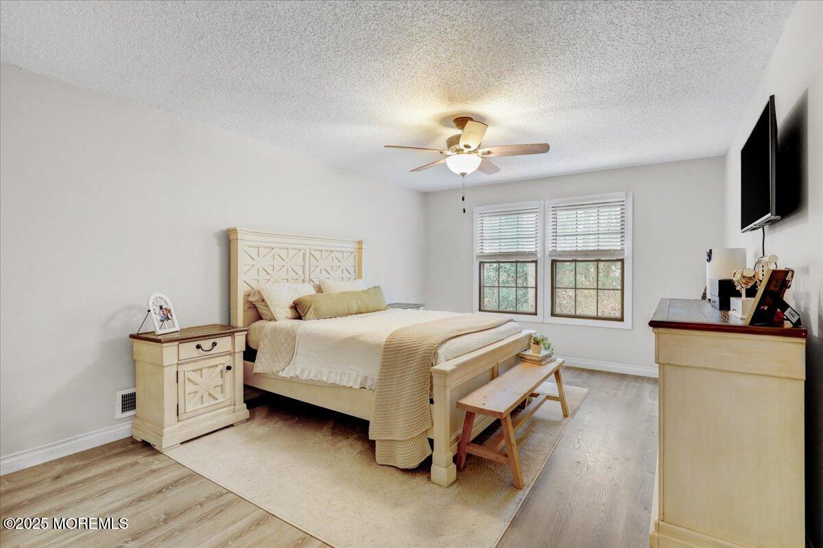 155 Azalea Circle, Jackson, New Jersey image 16
