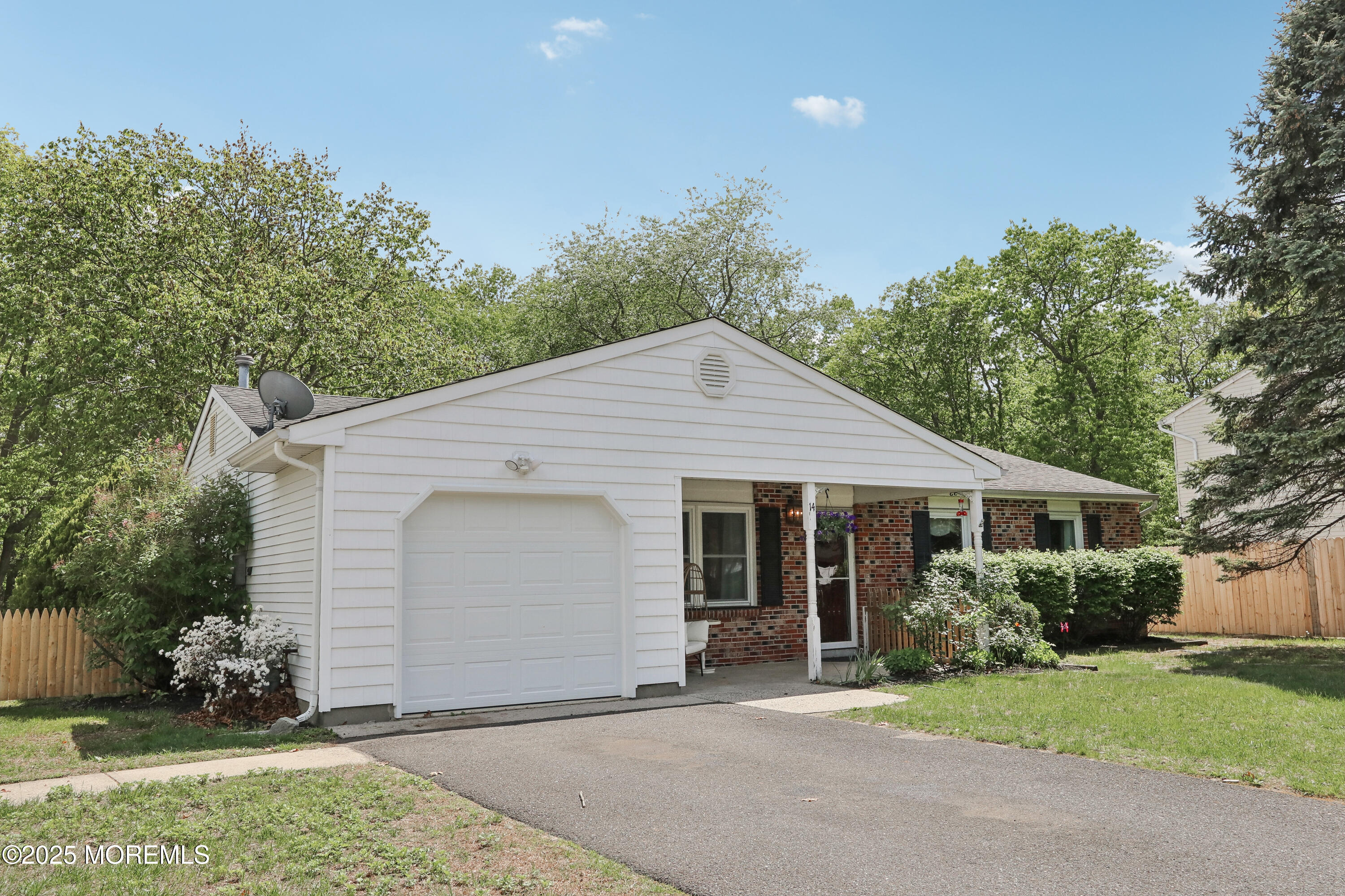 14 Virginia Drive, Howell, New Jersey image 6