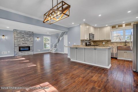 Photo of 1307 Holmes Avenue, Toms River, NJ 08753 (MLS # 22601199)