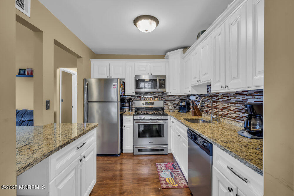 209 Begonia Court, Jackson, New Jersey image 8