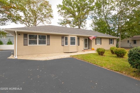 Photo of 80 Haines Street, Lanoka Harbor, NJ 08734 (MLS # 22531184)
