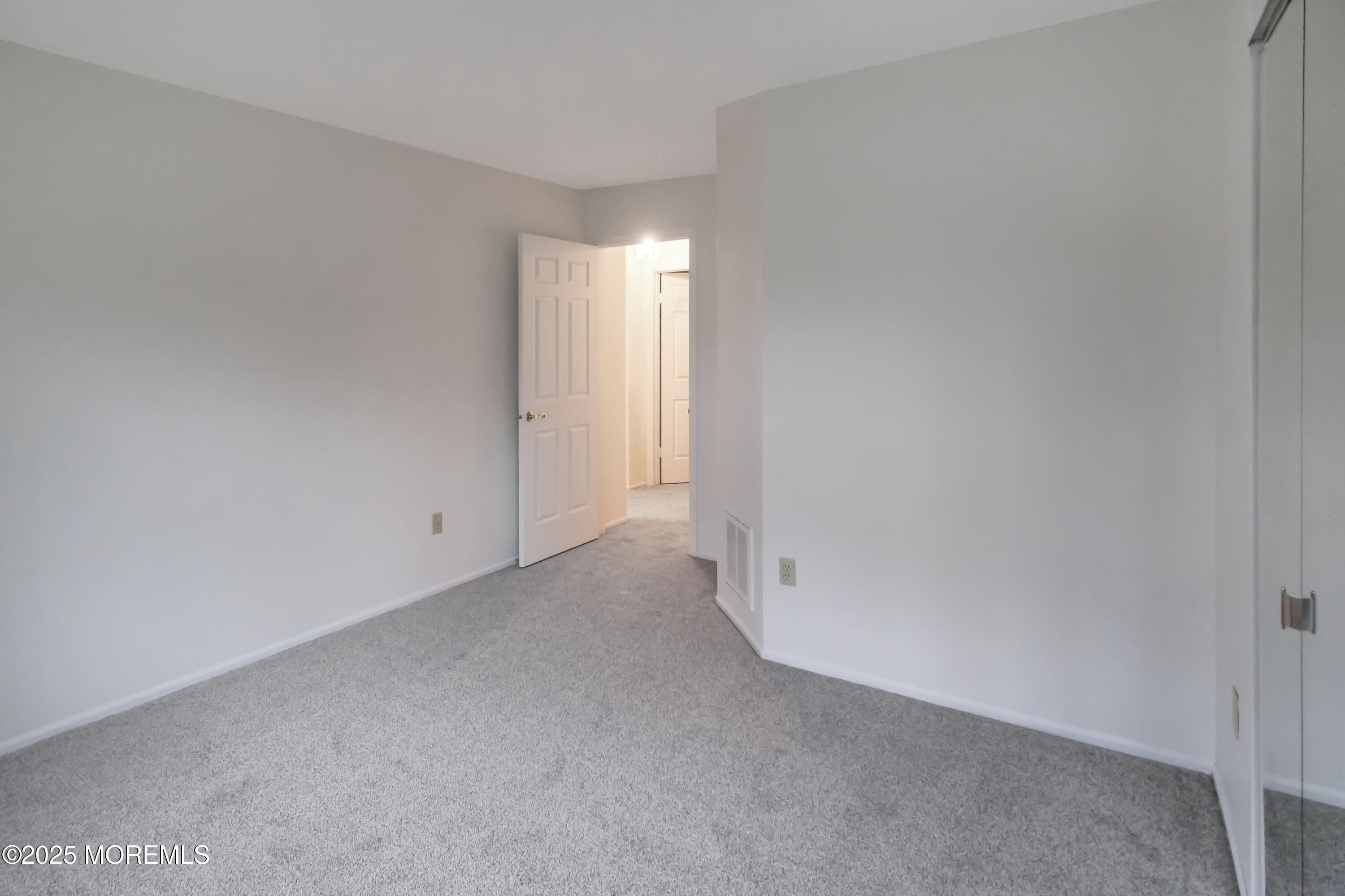 568 Petunia Lane, Whiting, New Jersey image 28
