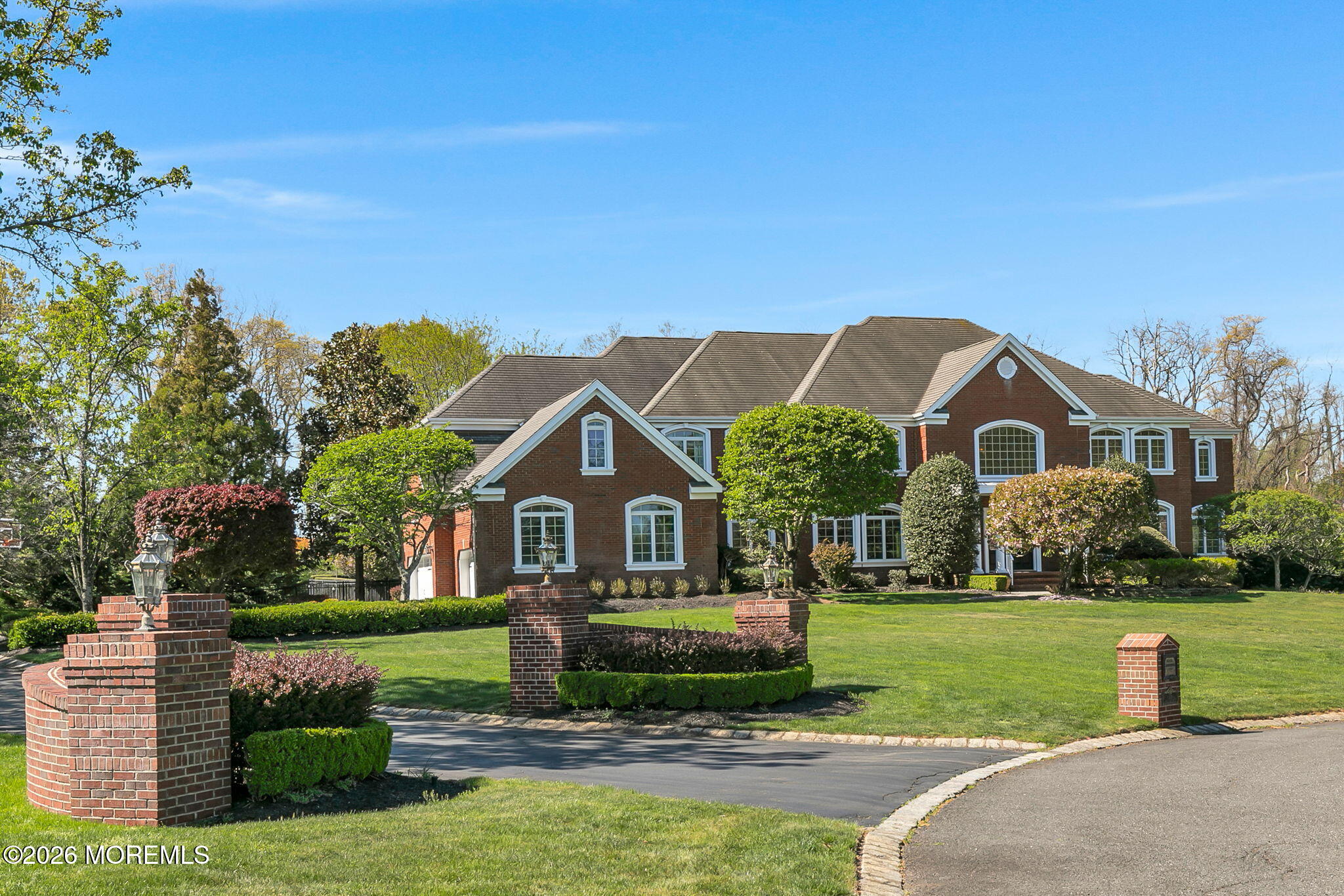 35 Hillcrest Drive