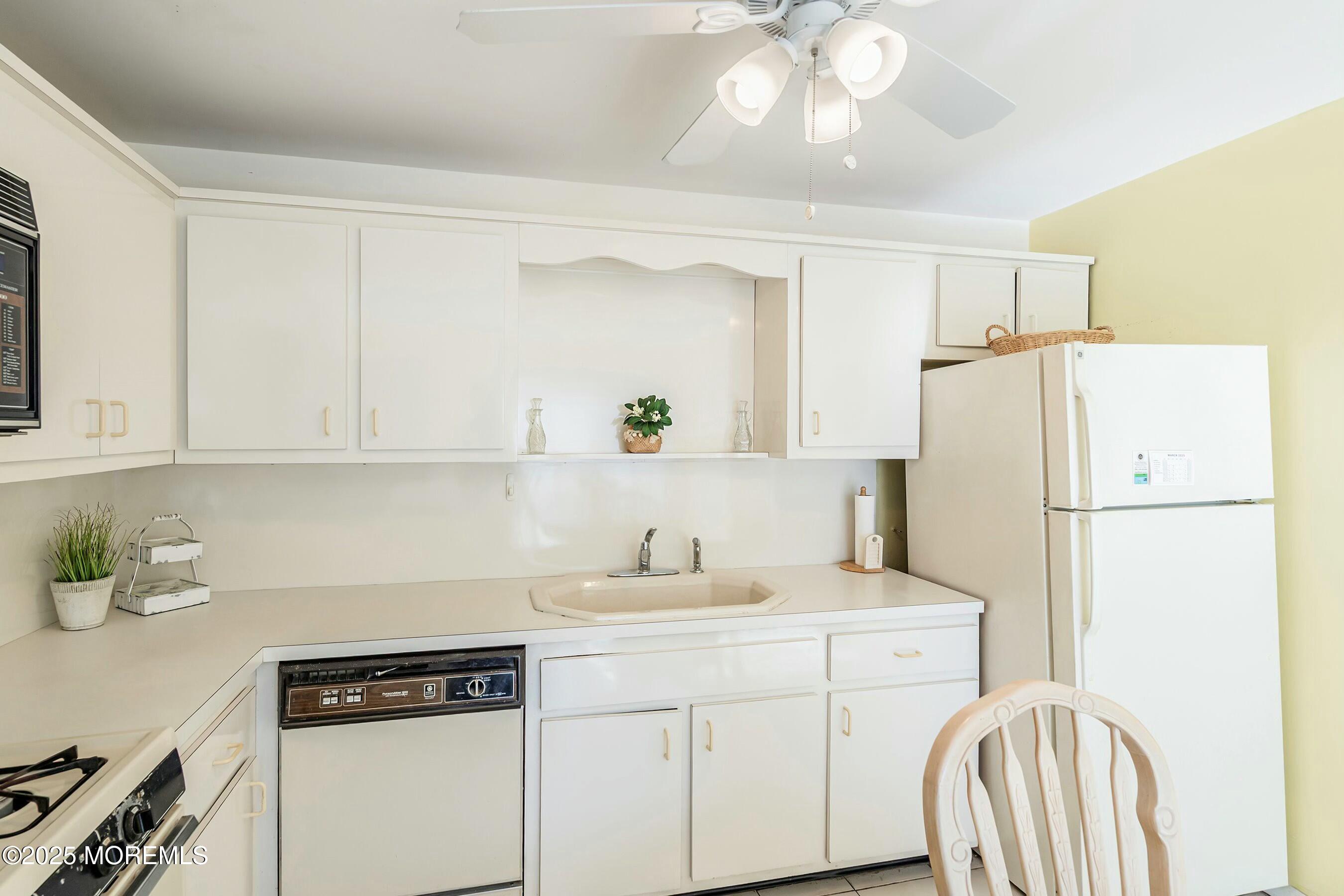 500 Engleside Avenue # 6, Beach Haven, New Jersey image 19