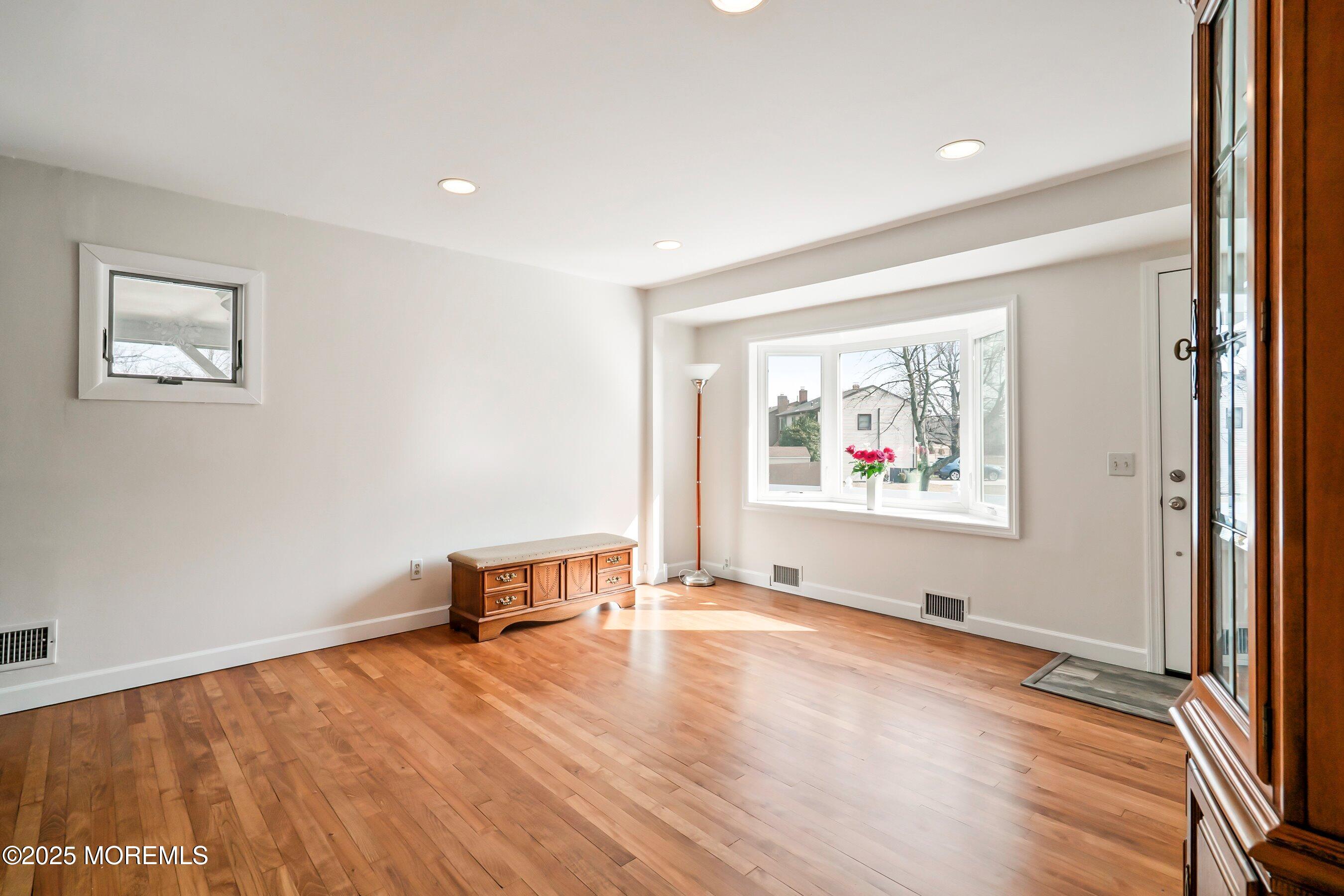 501 Stone Road, Union Beach, New Jersey image 3