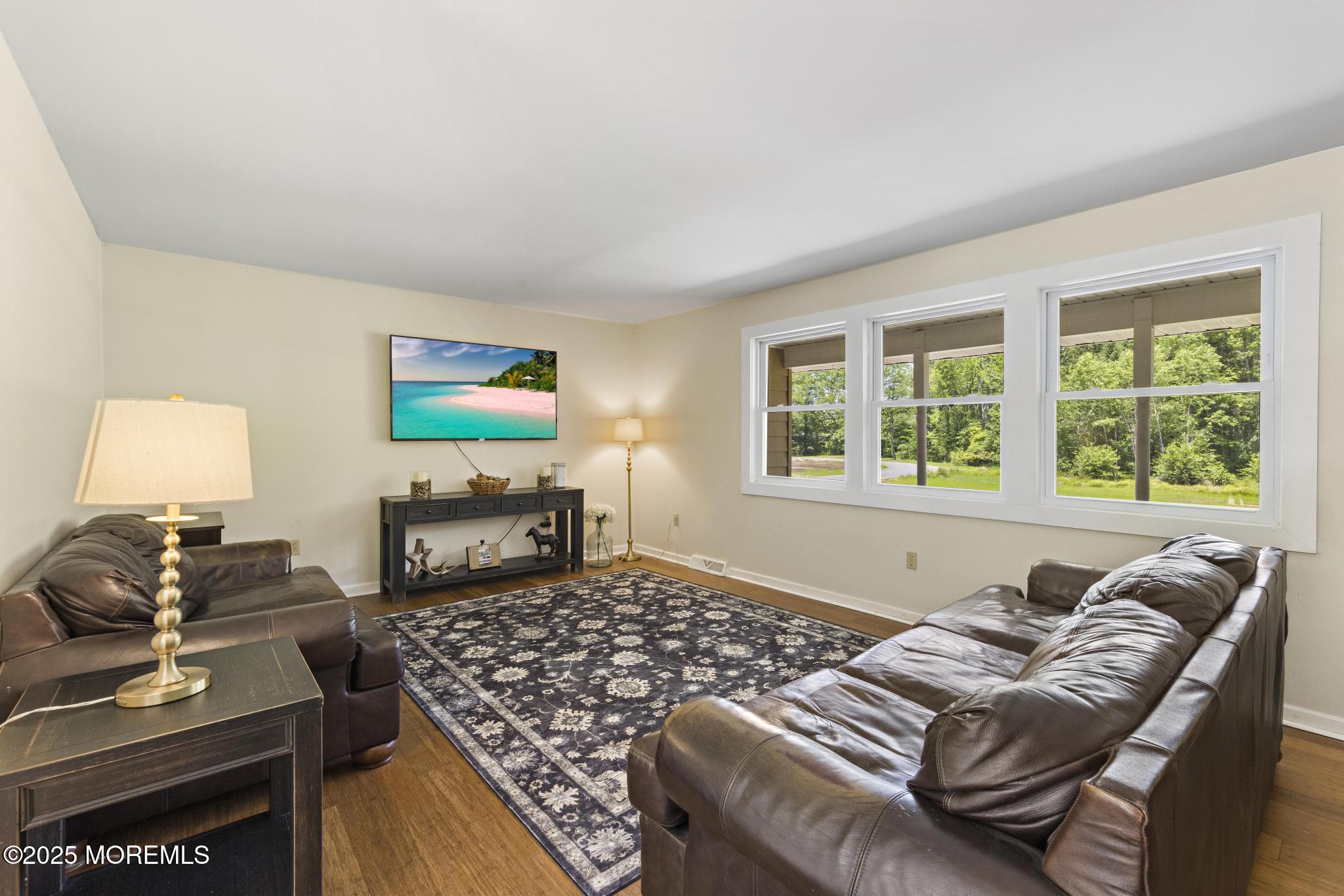 174 Ellisdale Road, Allentown, New Jersey image 8
