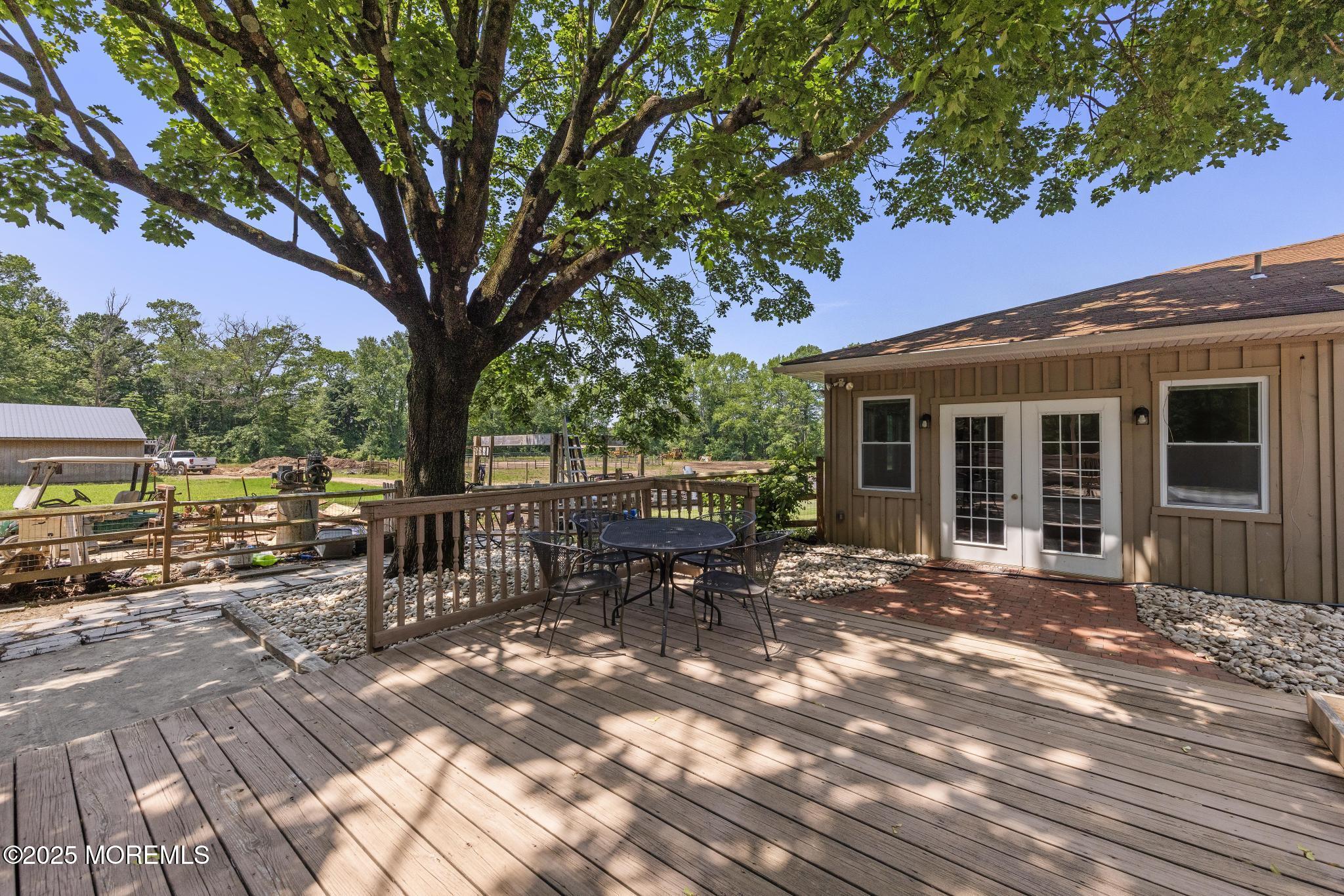 174 Ellisdale Road, Allentown, New Jersey image 50