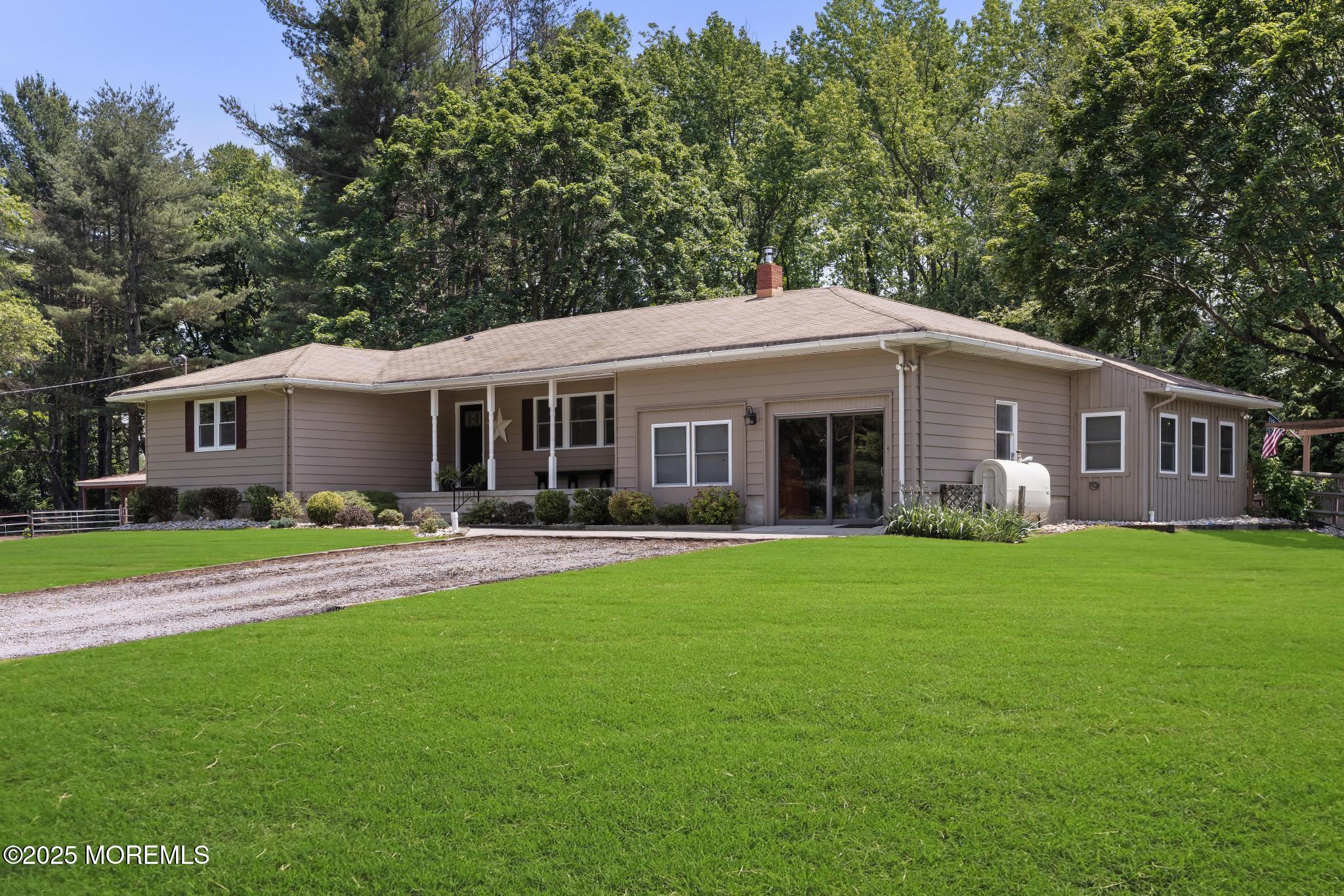 174 Ellisdale Road, Allentown, New Jersey image 4