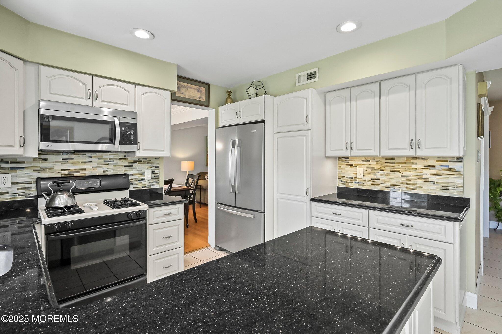 15 Peachstone Road, Howell, New Jersey image 17