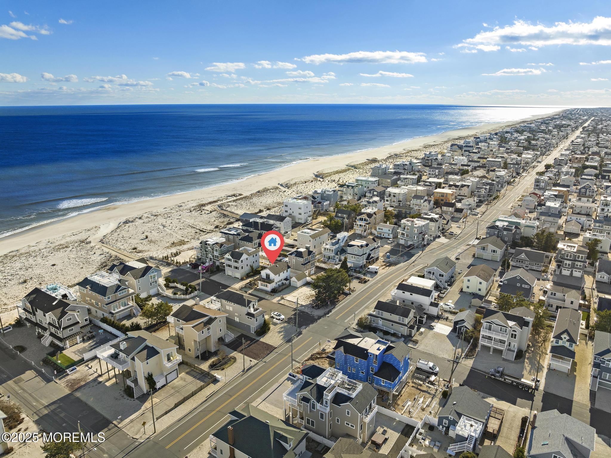 102 E Winifred Avenue