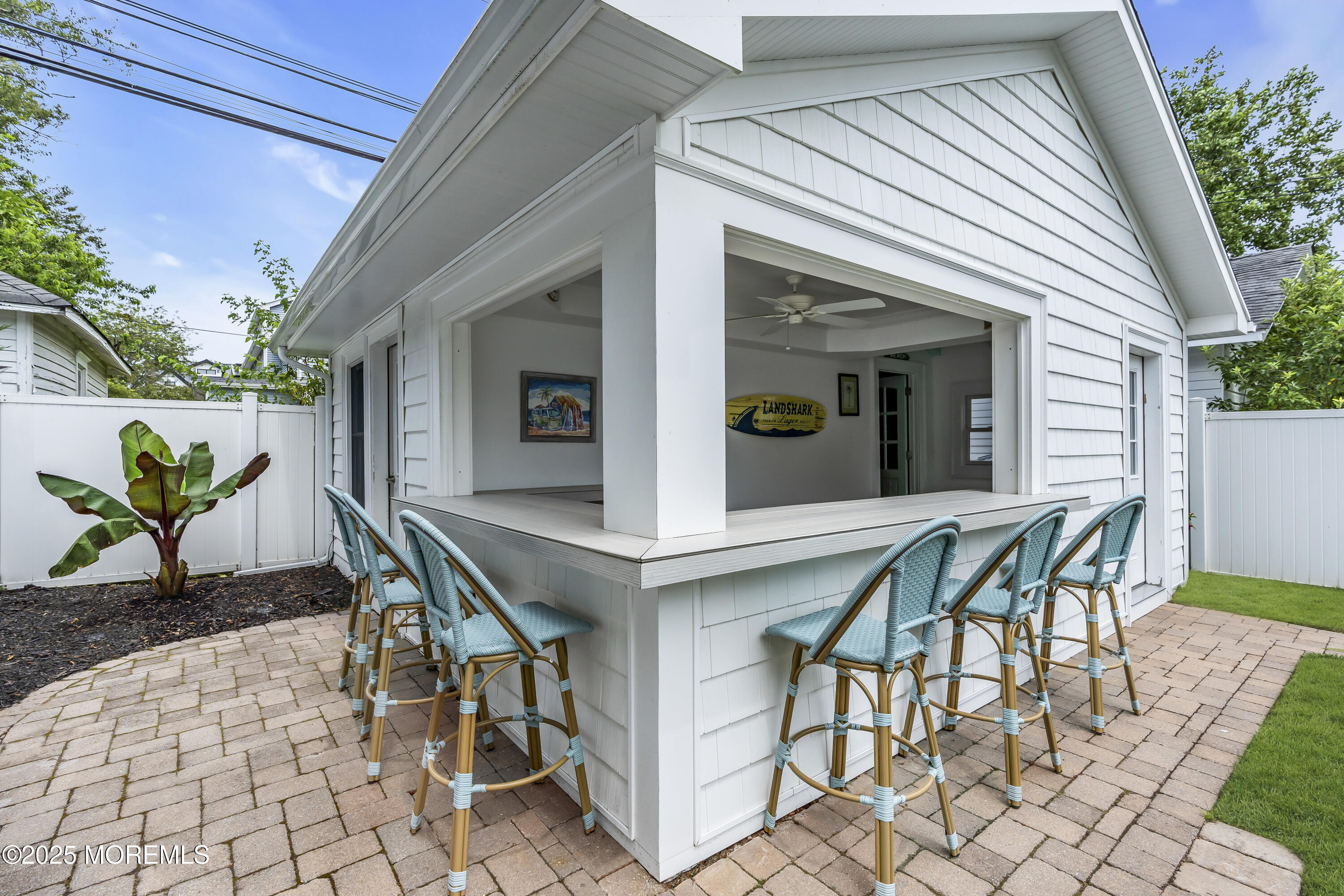 304 1/2 Evergreen Avenue