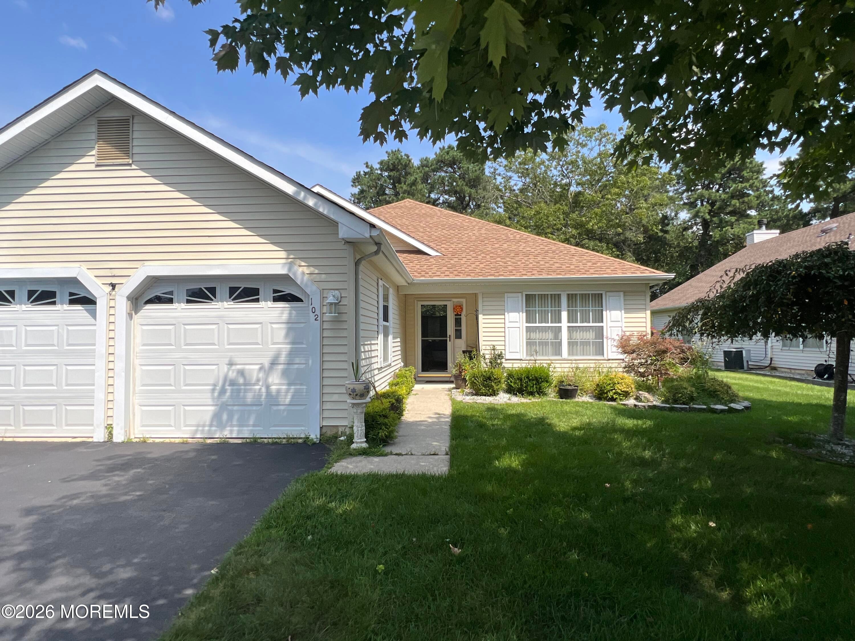 102 Clear Lake Road