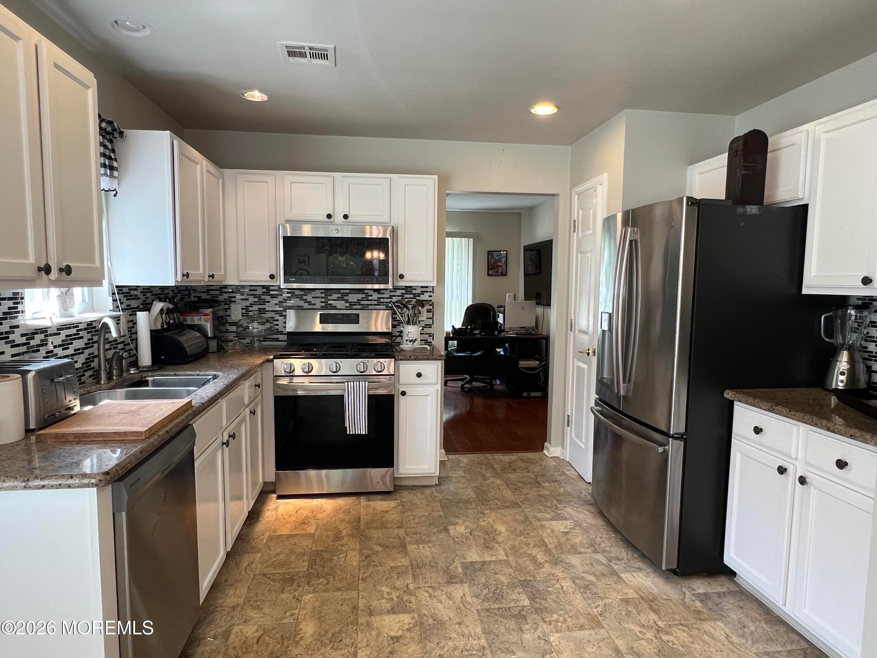 102 Clear Lake Road