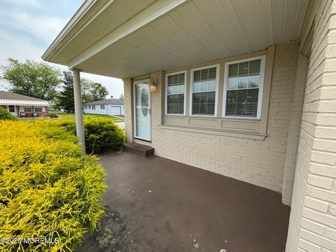2 Corinth Place Toms River NJ 08757