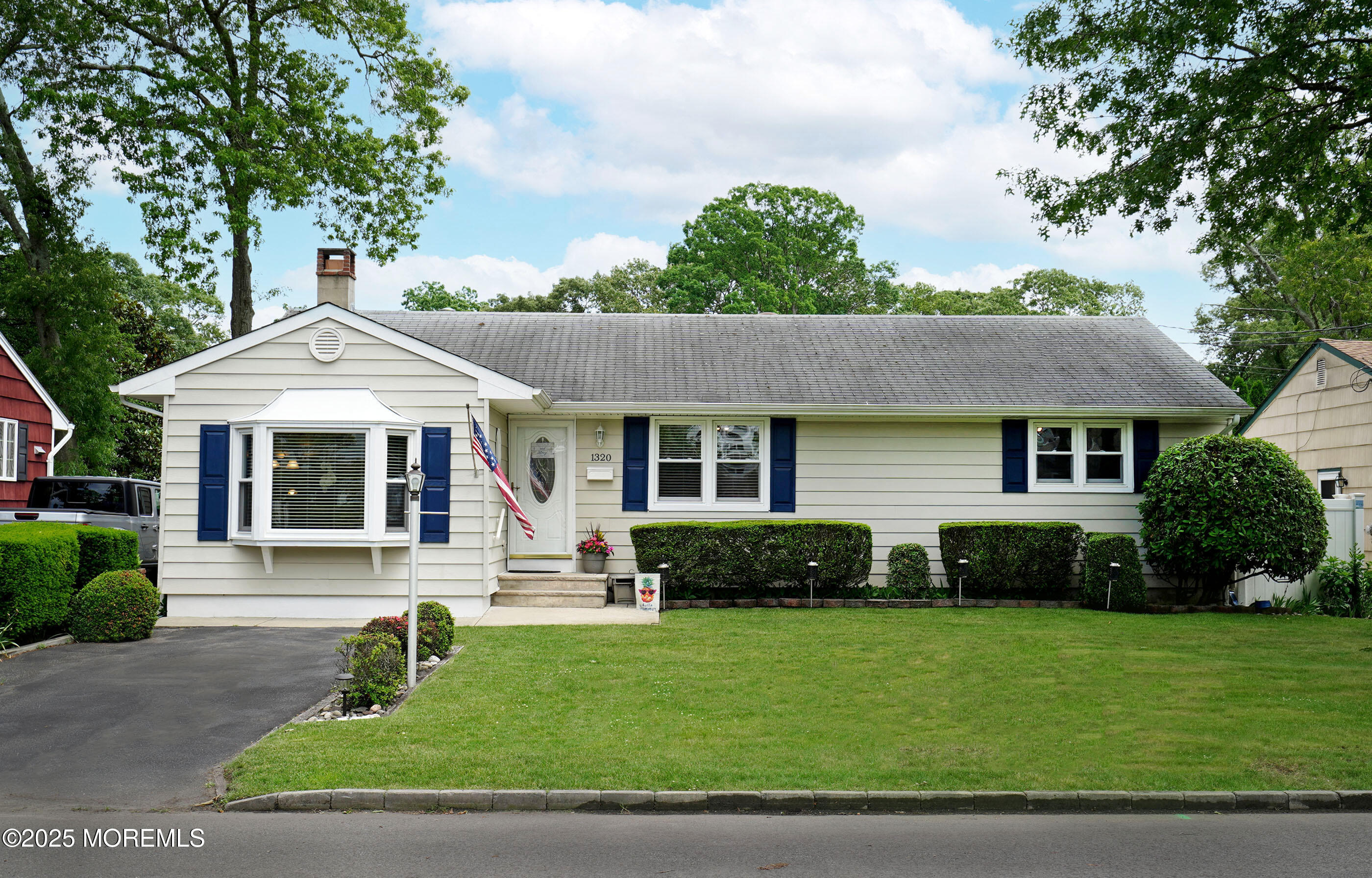 1320 Sunrise Avenue