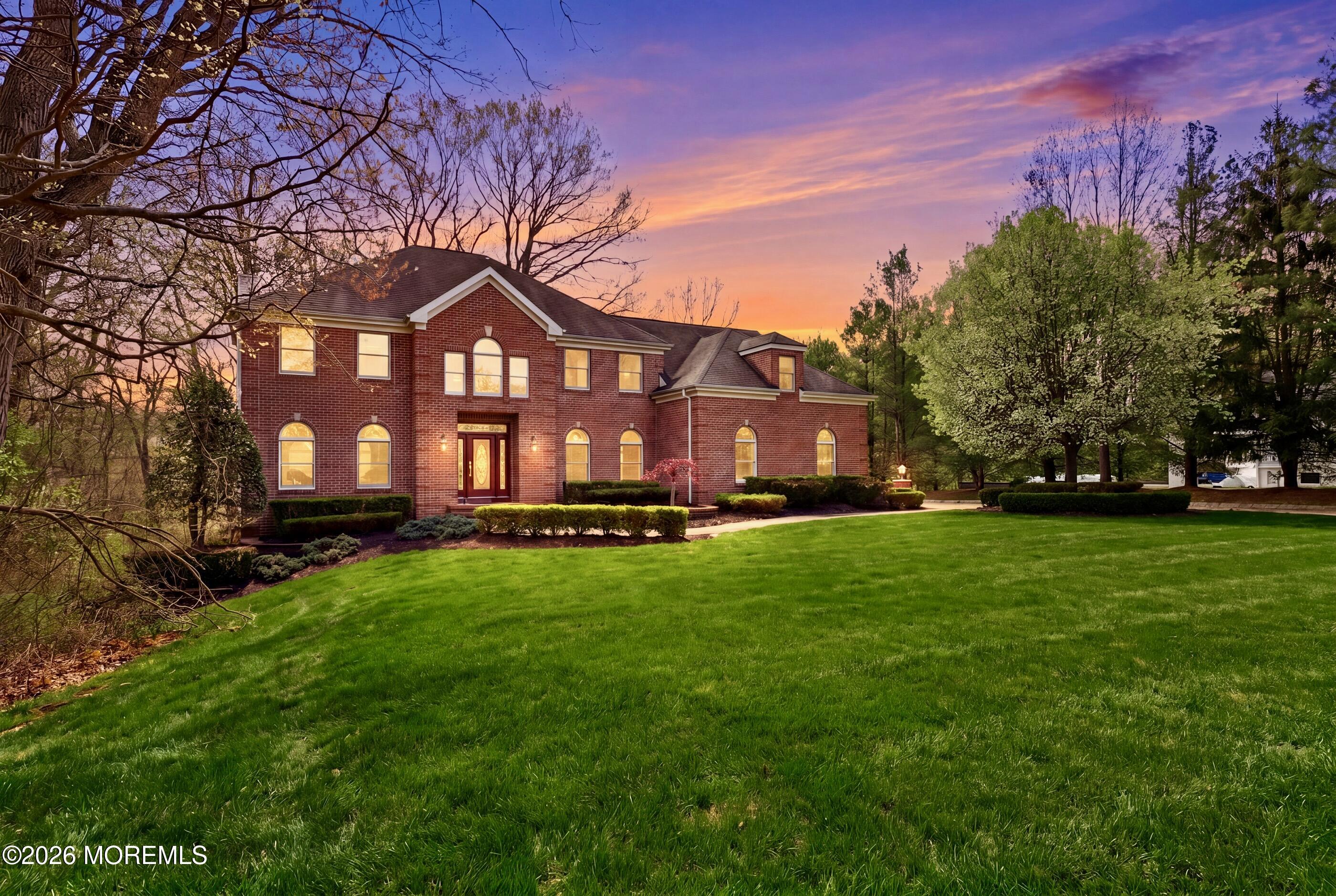Manalapan, New Jersey, 07726, United States, 5 Bedrooms Bedrooms, ,3 BathroomsBathrooms,Residential,Active,2041419