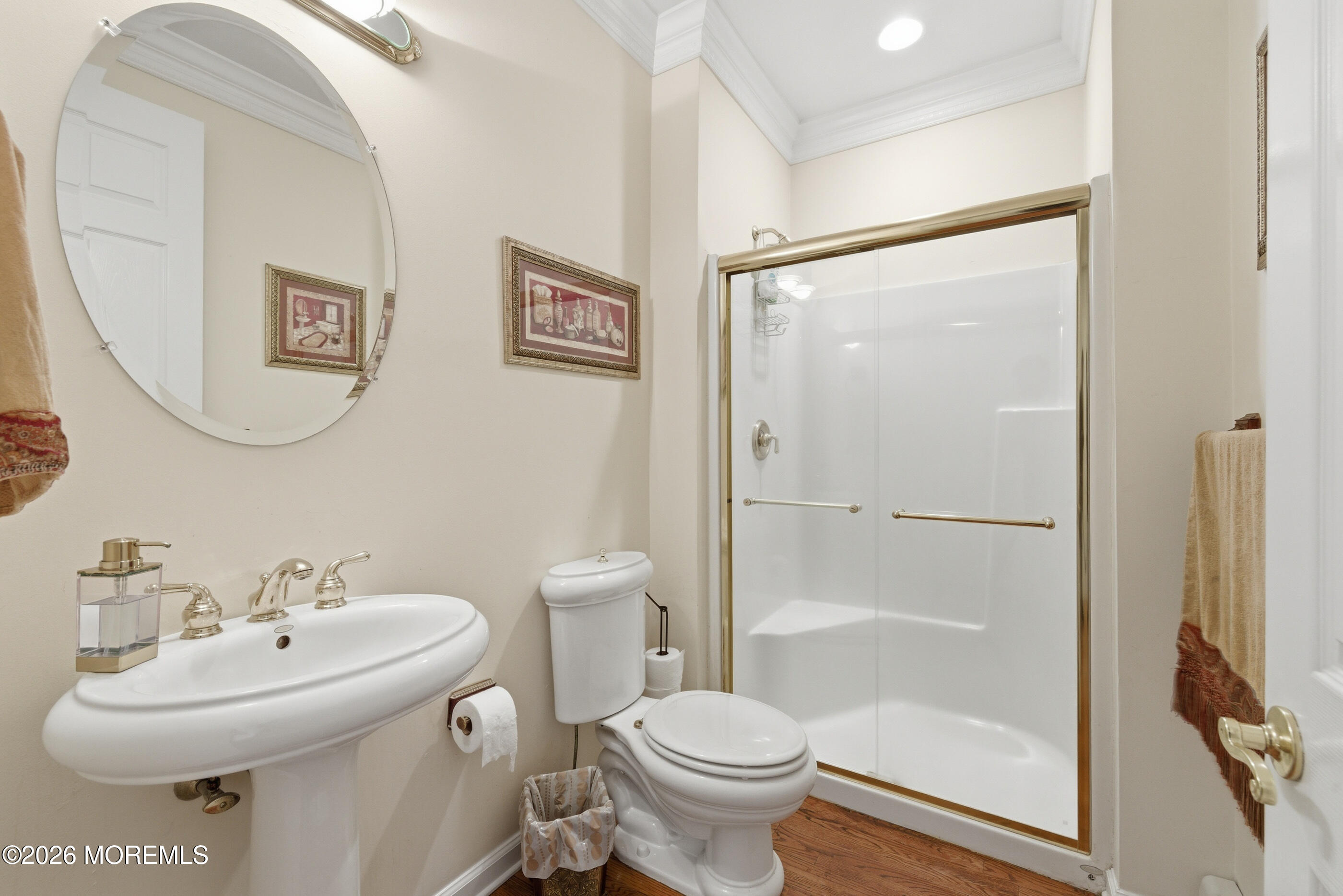 Manalapan, New Jersey, 07726, United States, 5 Bedrooms Bedrooms, ,3 BathroomsBathrooms,Residential,Active,2041419