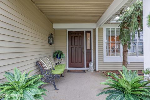 Homes For Sale - 1031B Thornbury Lane<br/> Manchester, NJ 08759