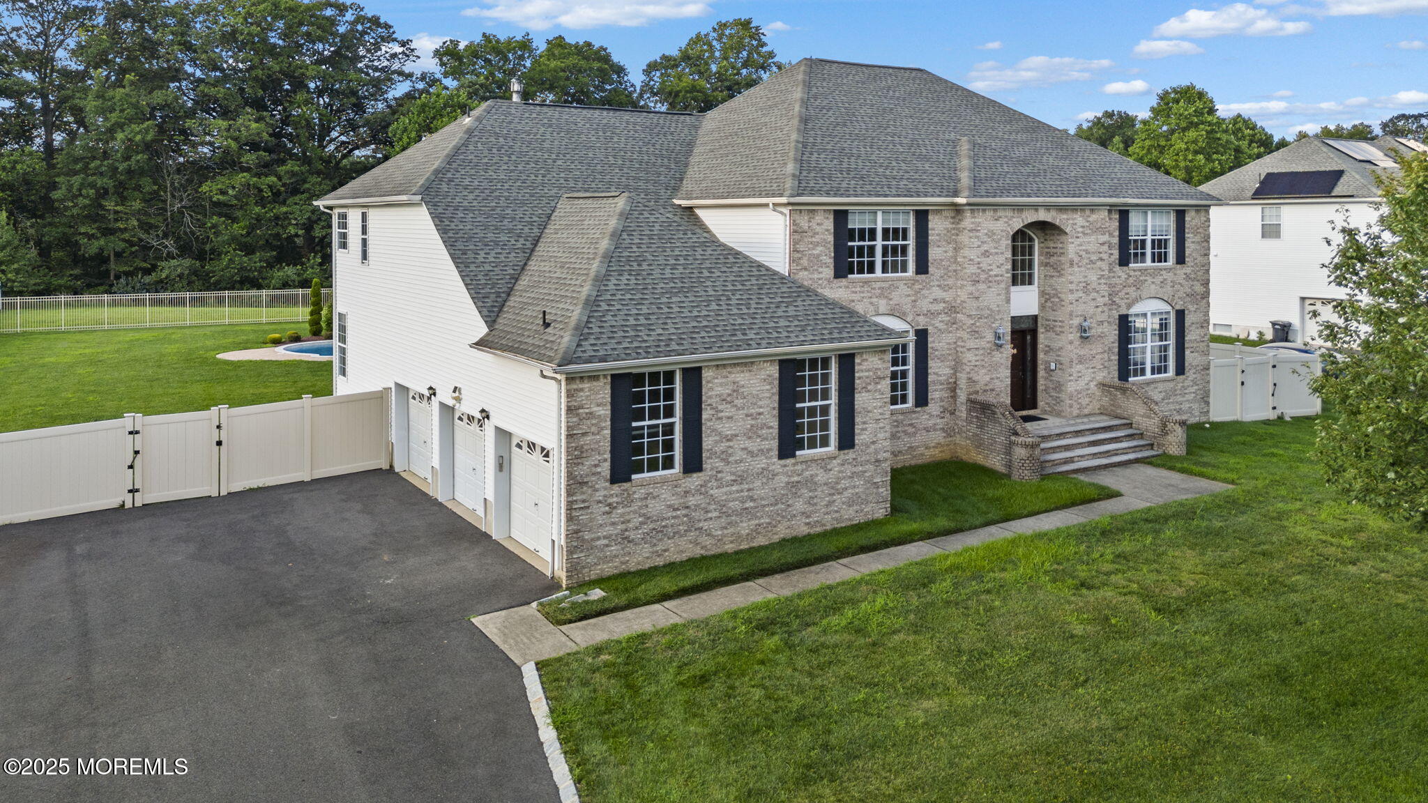83 Stevenson Drive