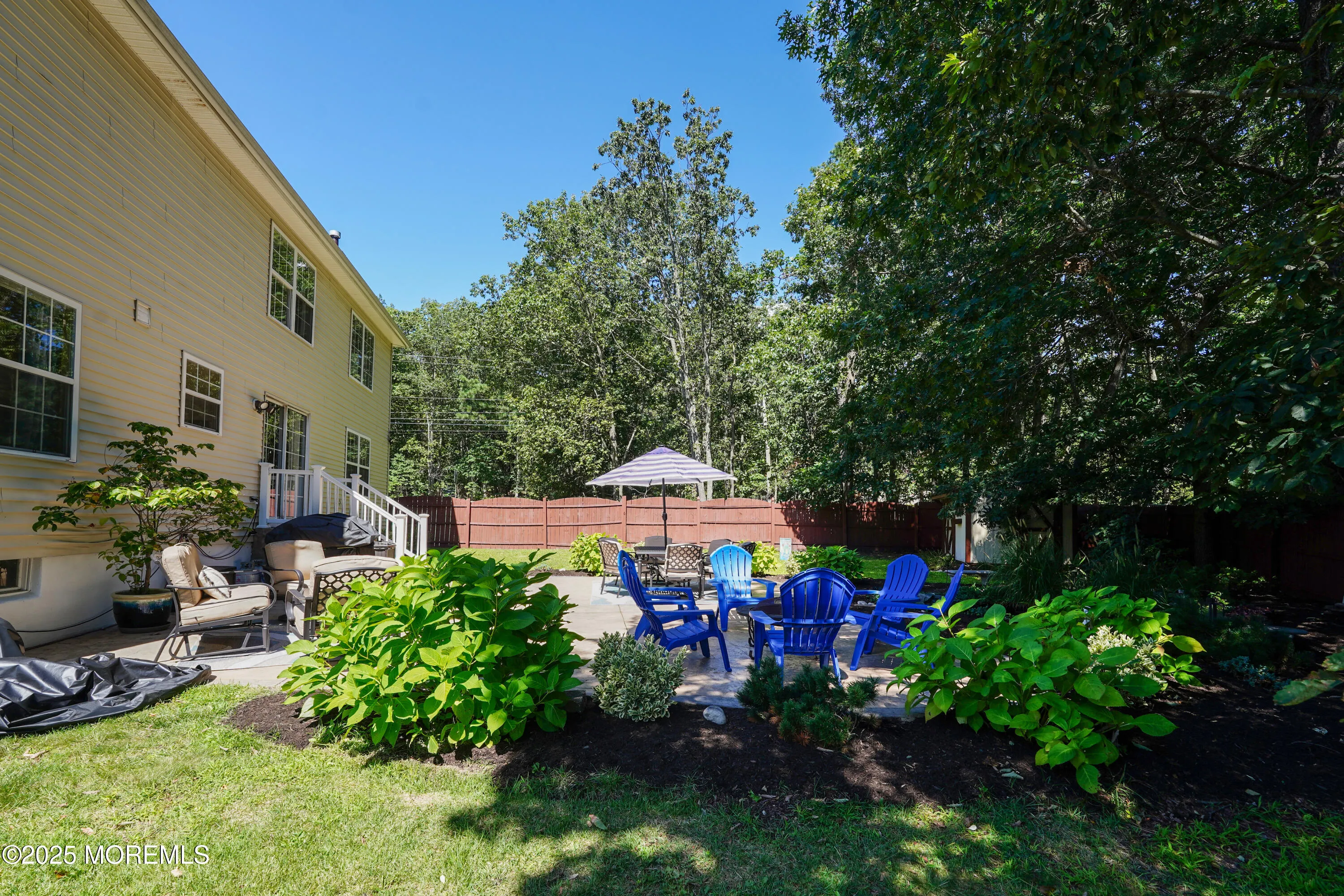 Howell, New Jersey 07731, United States, 4 Bedrooms Bedrooms, ,3 BathroomsBathrooms,Residential,Pending,200789