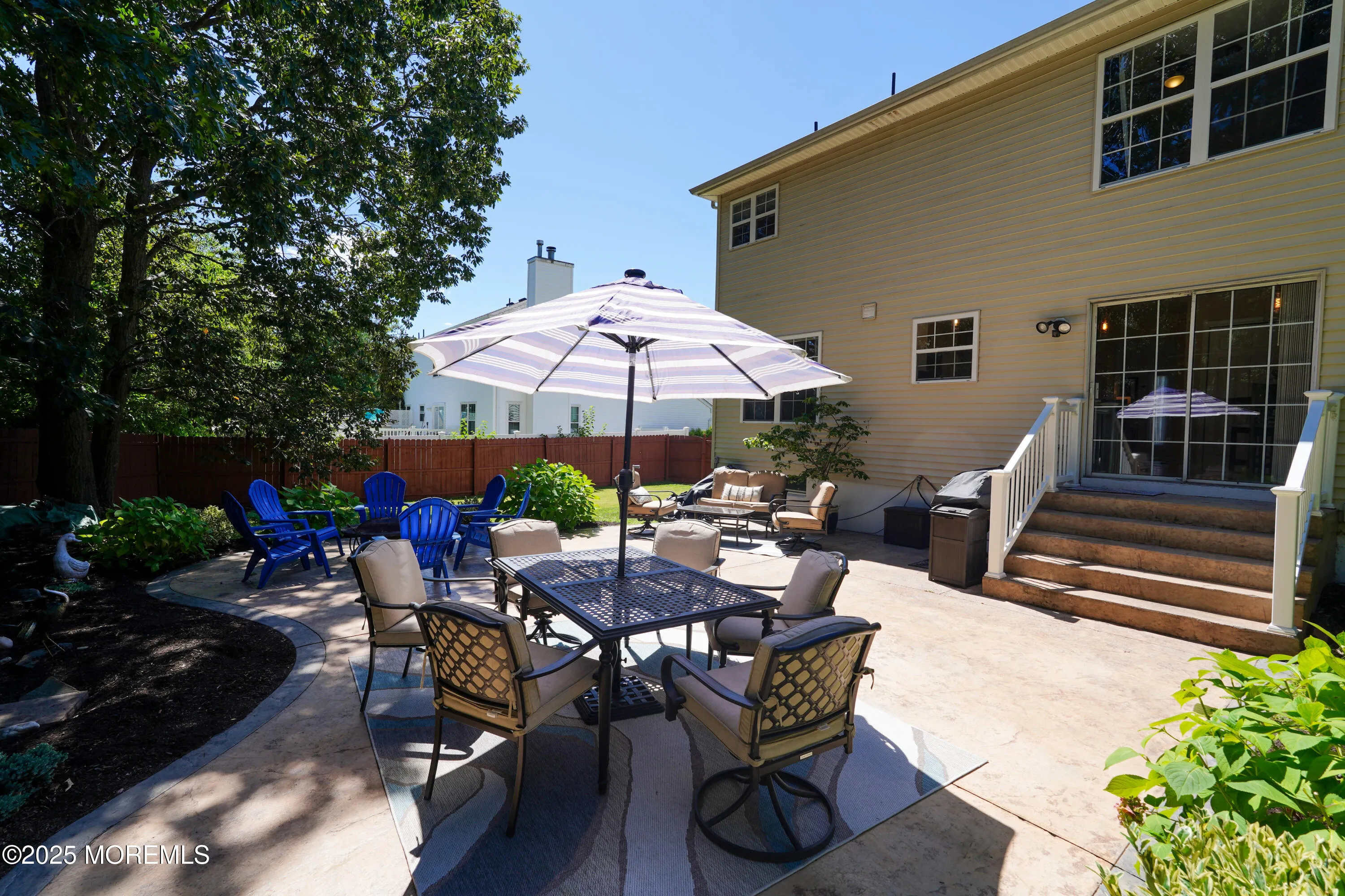 Howell, New Jersey 07731, United States, 4 Bedrooms Bedrooms, ,3 BathroomsBathrooms,Residential,Pending,200789