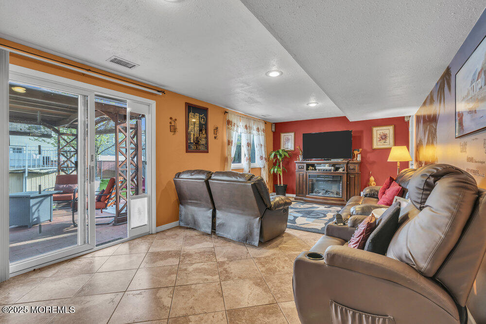 8 Ennis Drive, Hazlet, New Jersey image 40