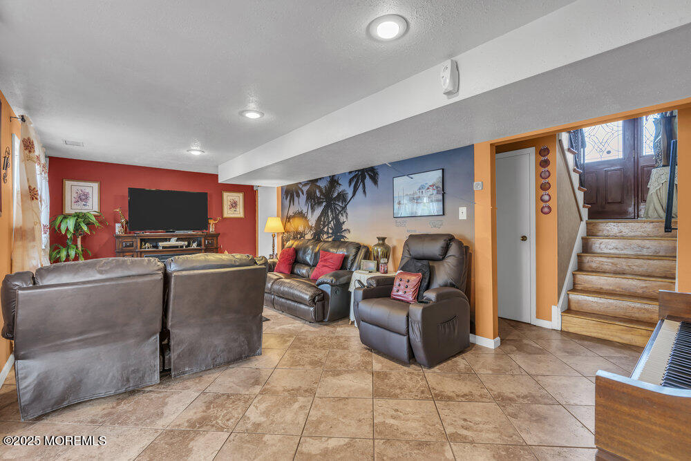 8 Ennis Drive, Hazlet, New Jersey image 30