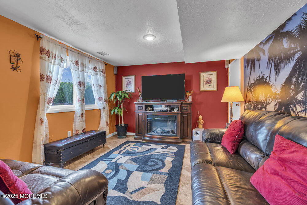 8 Ennis Drive, Hazlet, New Jersey image 41