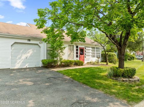 2B Poppy Court Lakewood NJ 08701
