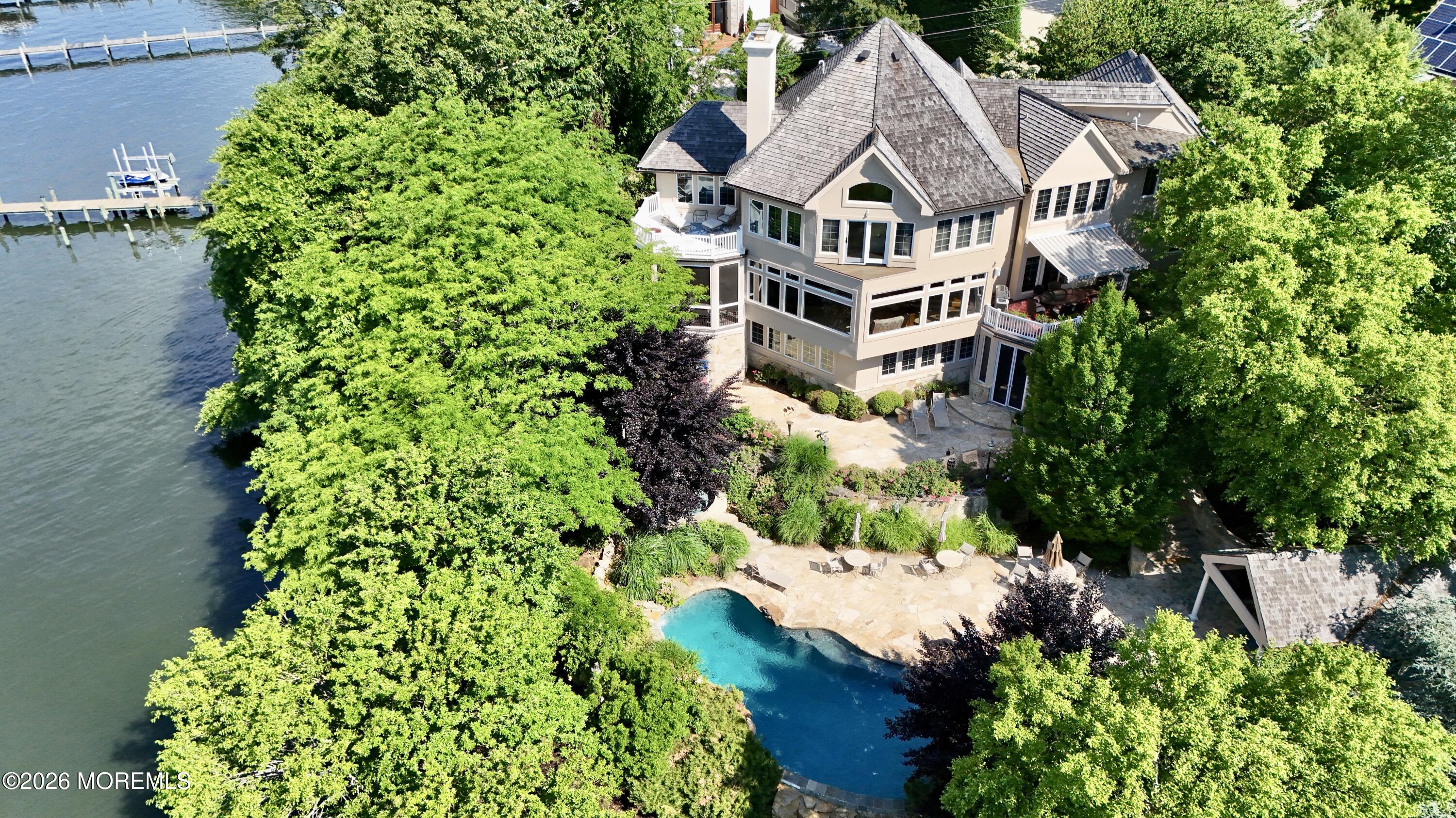 1012 Brainard Place