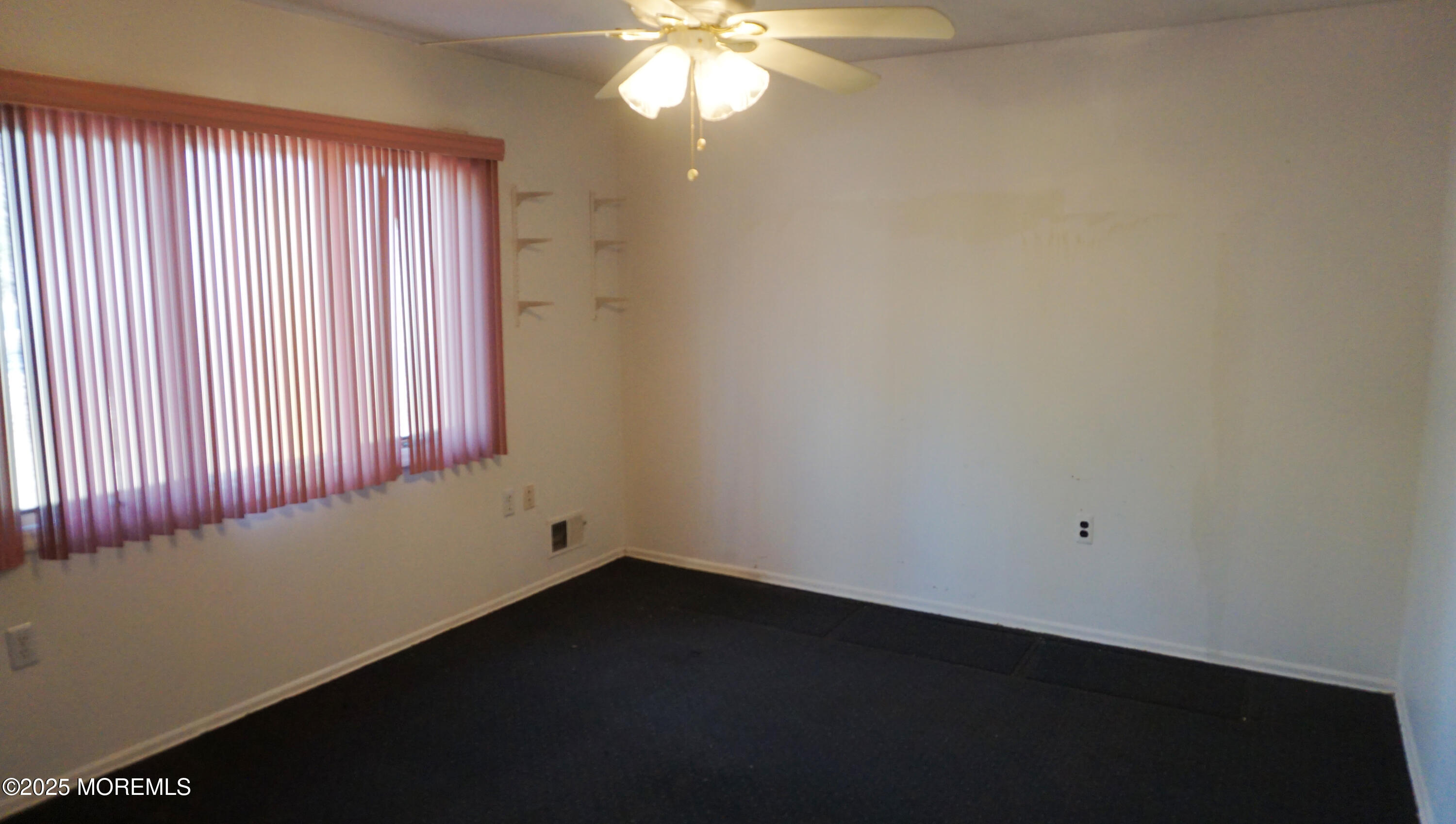 1 Richard Court, Manalapan, New Jersey image 13