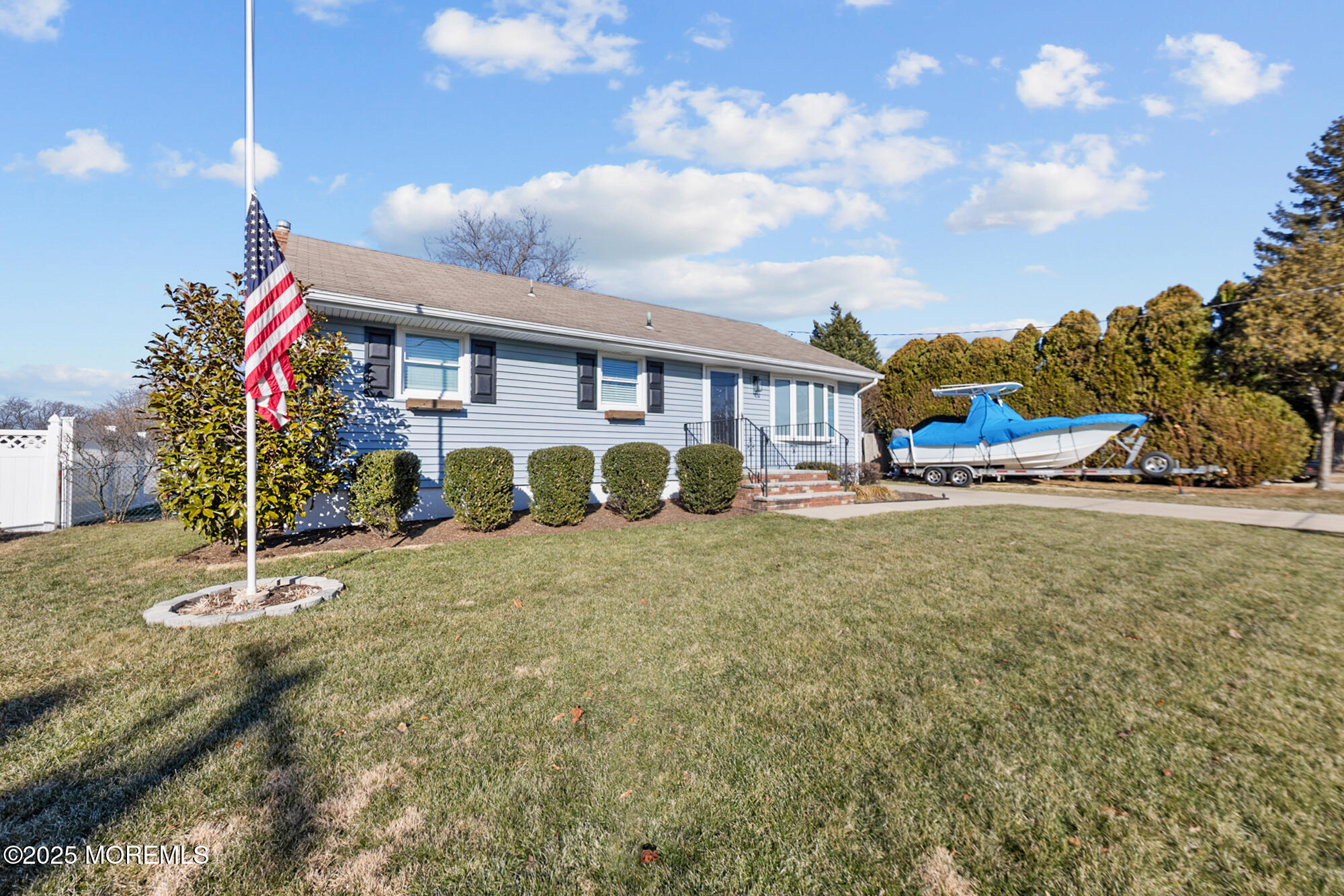 345 Oakland Avenue, Belford, New Jersey image 3