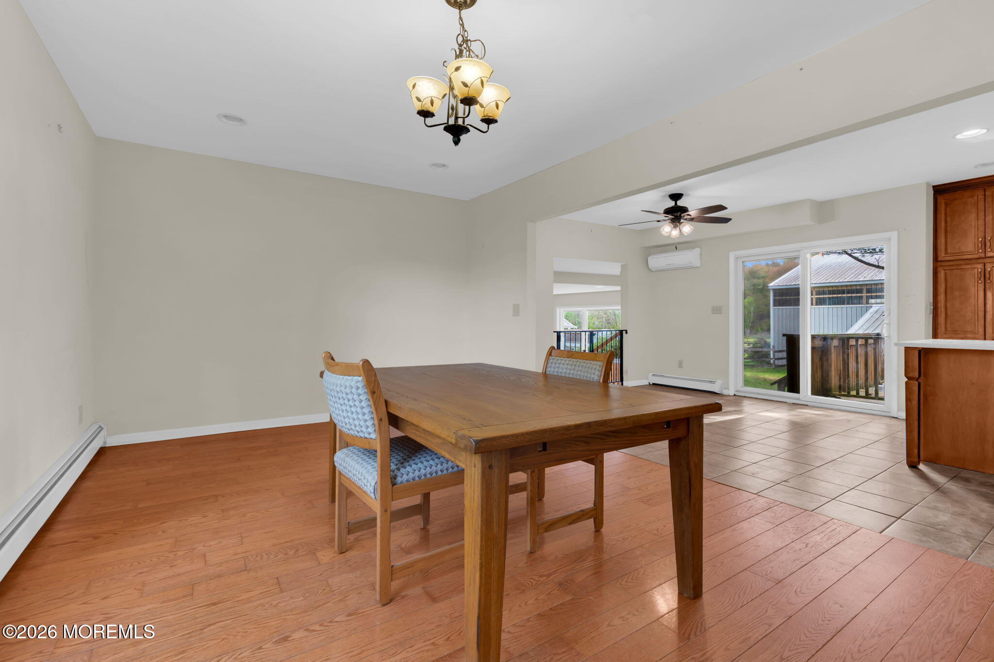 Manalapan, New Jersey, 07726, United States, 4 Bedrooms Bedrooms, ,3 BathroomsBathrooms,Residential,Active,2043801