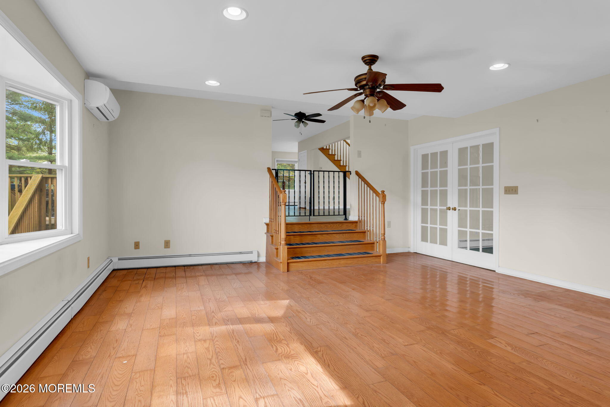 Manalapan, New Jersey, 07726, United States, 4 Bedrooms Bedrooms, ,3 BathroomsBathrooms,Residential,Active,2043801