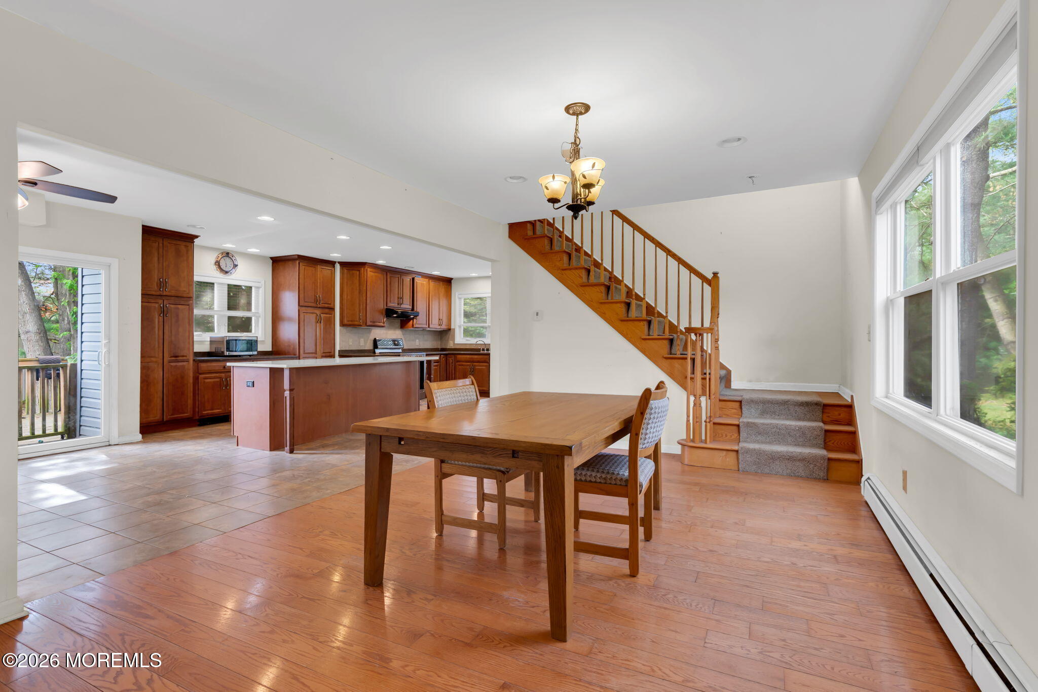 Manalapan, New Jersey, 07726, United States, 4 Bedrooms Bedrooms, ,3 BathroomsBathrooms,Residential,Active,2043801