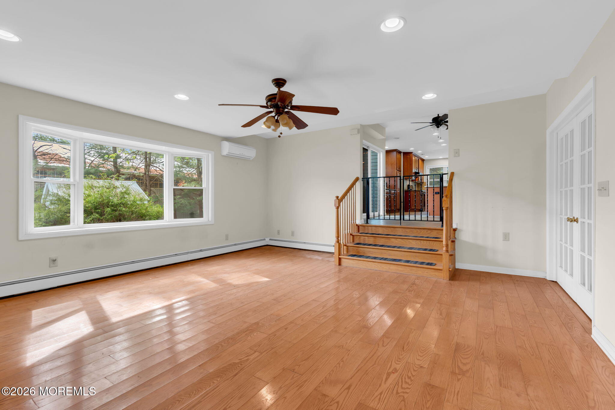 Manalapan, New Jersey, 07726, United States, 4 Bedrooms Bedrooms, ,3 BathroomsBathrooms,Residential,Active,2043801
